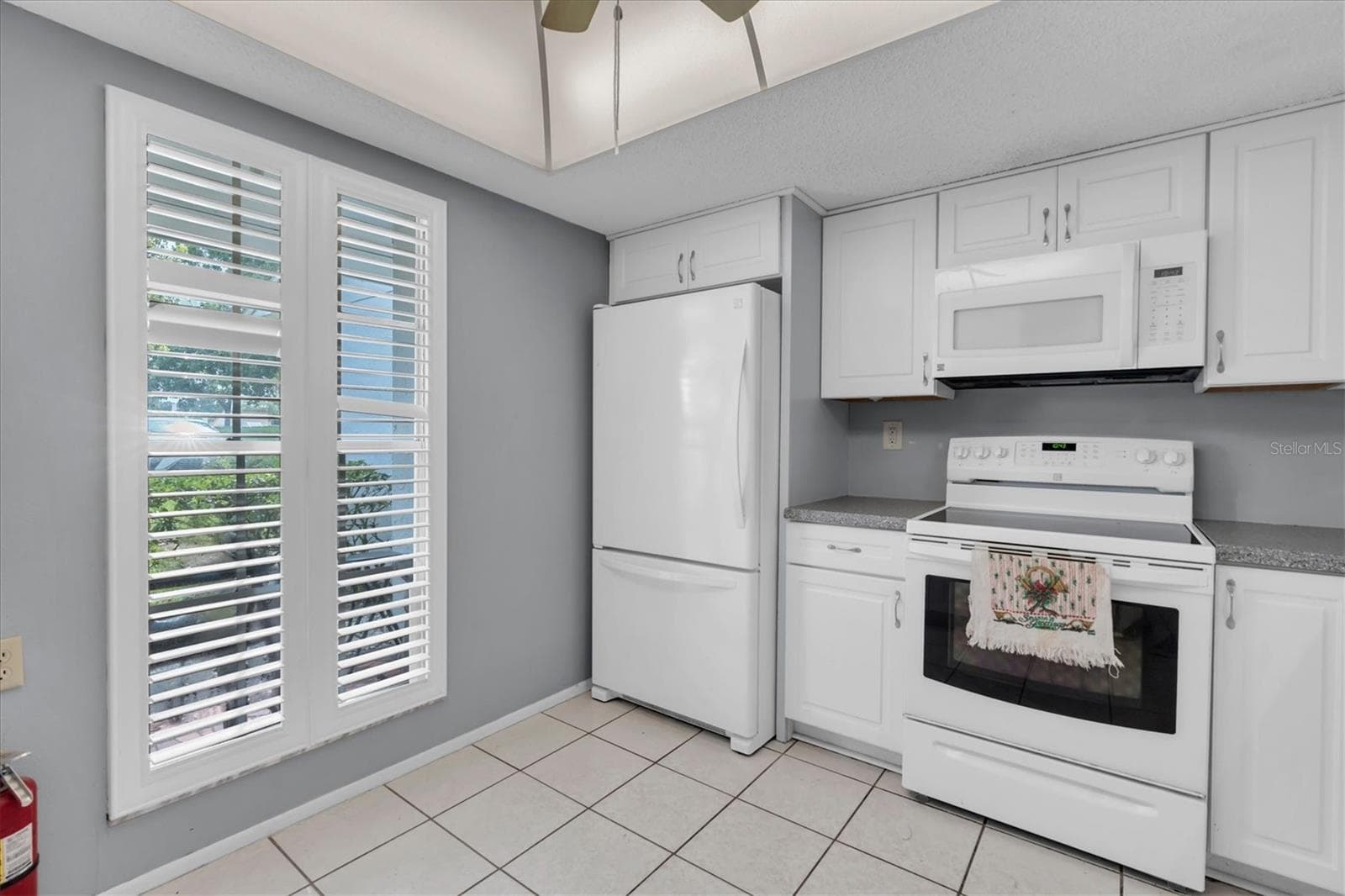 Condominium at 12227 DARWOOD DR #B, HUDSON, photo 11 of 30