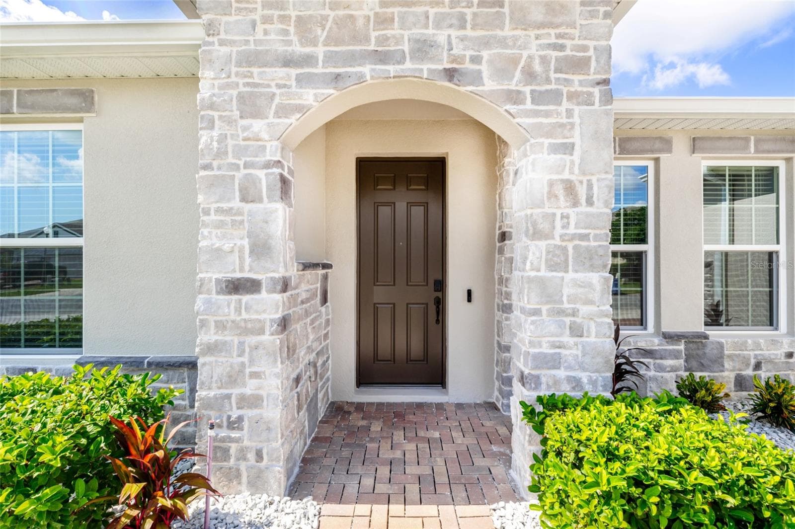 Single Family Residence at 1325 BLARNEY ST, CLERMONT, photo 3 of 61