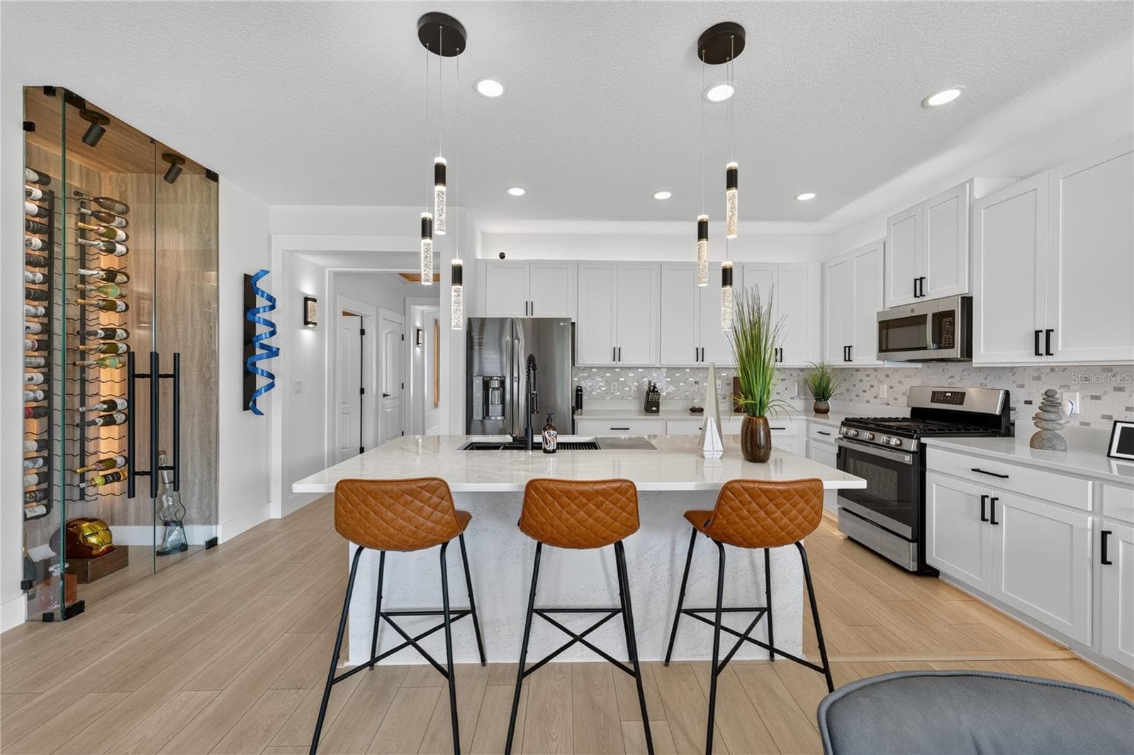 Single Family Residence at 13518 PARKFIELD WAY, WINTER GARDEN, photo 13 of 39