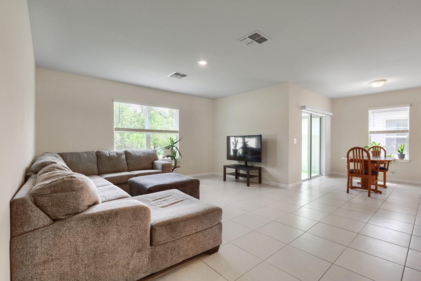 Single Family Residence at 30169 MERILEE PL, WESLEY CHAPEL, photo 12 of 27
