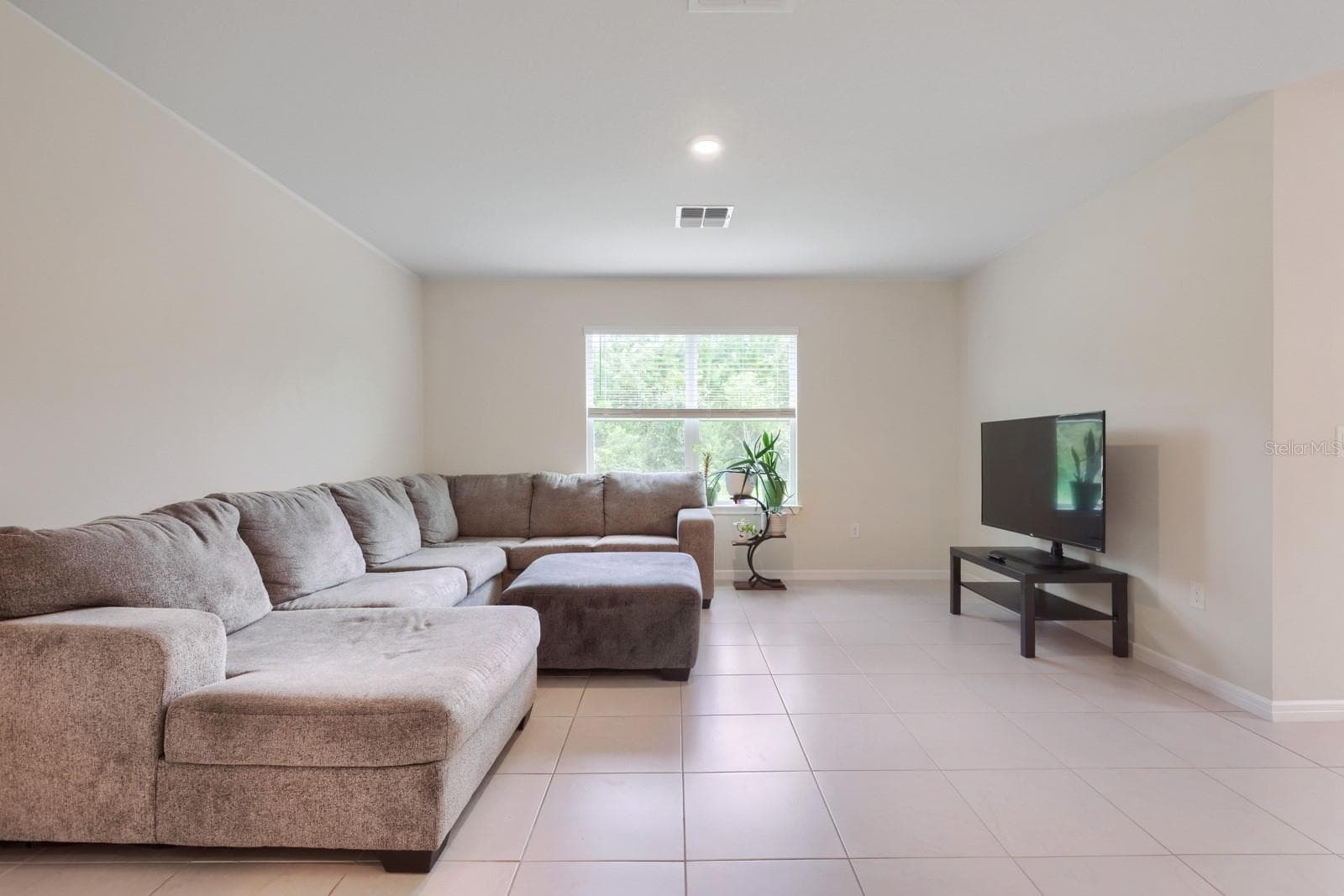 Single Family Residence at 30169 MERILEE PL, WESLEY CHAPEL, photo 13 of 27