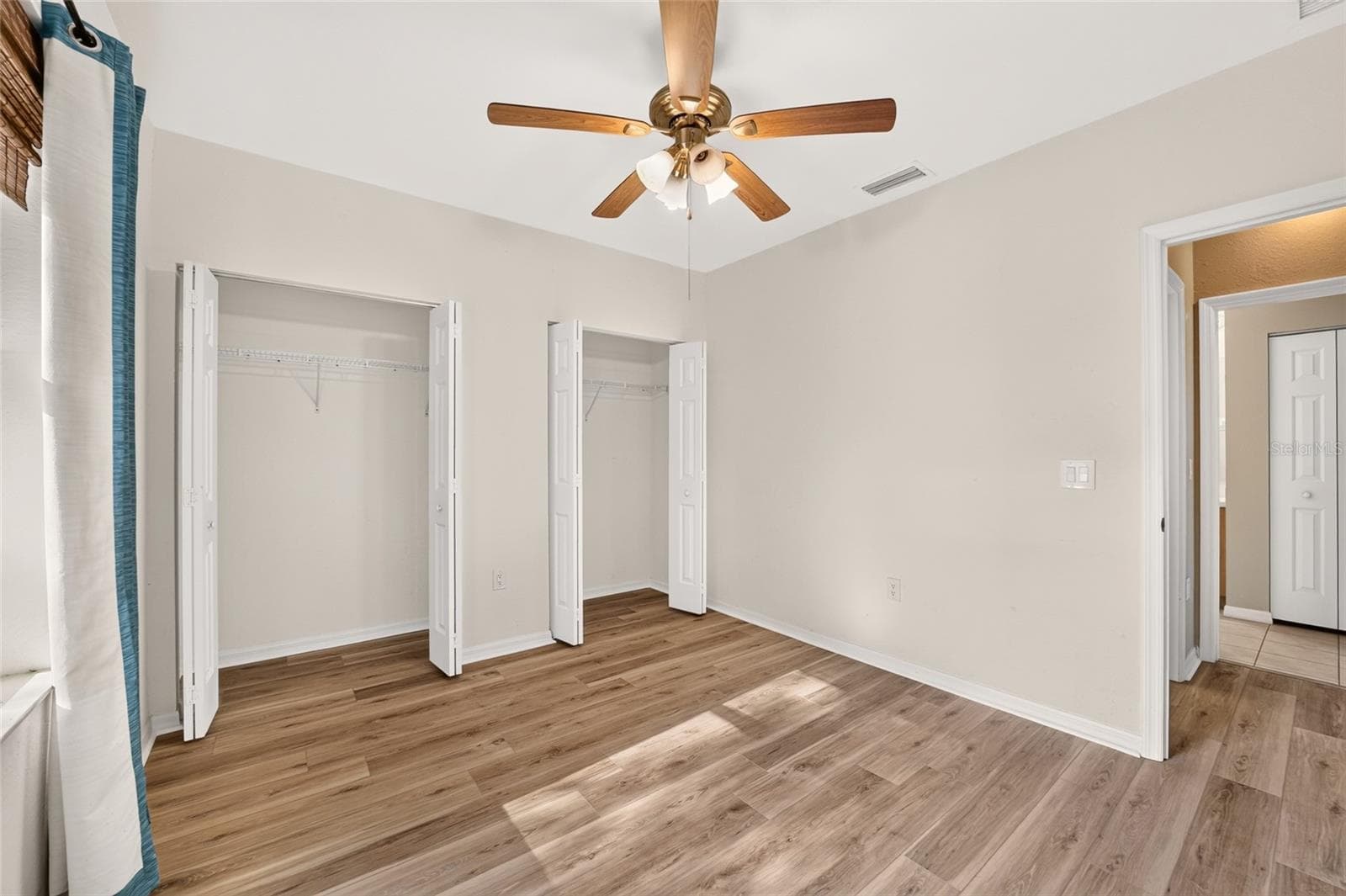 3rd bedroom, closet is full length of wall - 19369 SW 100TH LOOP, DUNNELLON