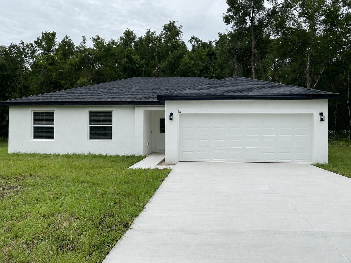 Single Family Residence at 12 LOCUST RUN DR, OCALA, photo 2 of 30