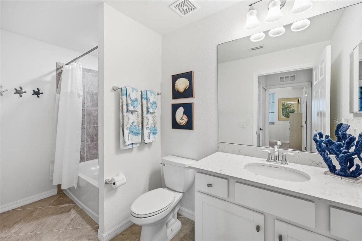 Condominium at 17520 GAWTHROP DR #305, LAKEWOOD RANCH, photo 27 of 78