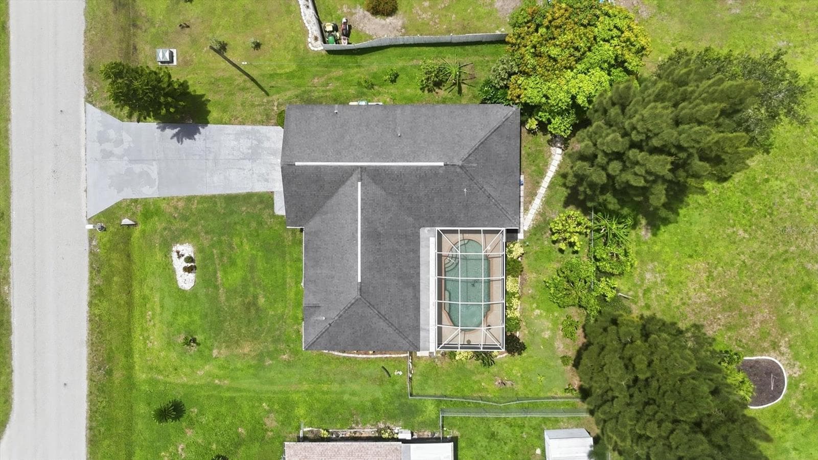 Single Family Residence at 650 CHEVY CHASE ST, PORT CHARLOTTE, photo 31 of 36