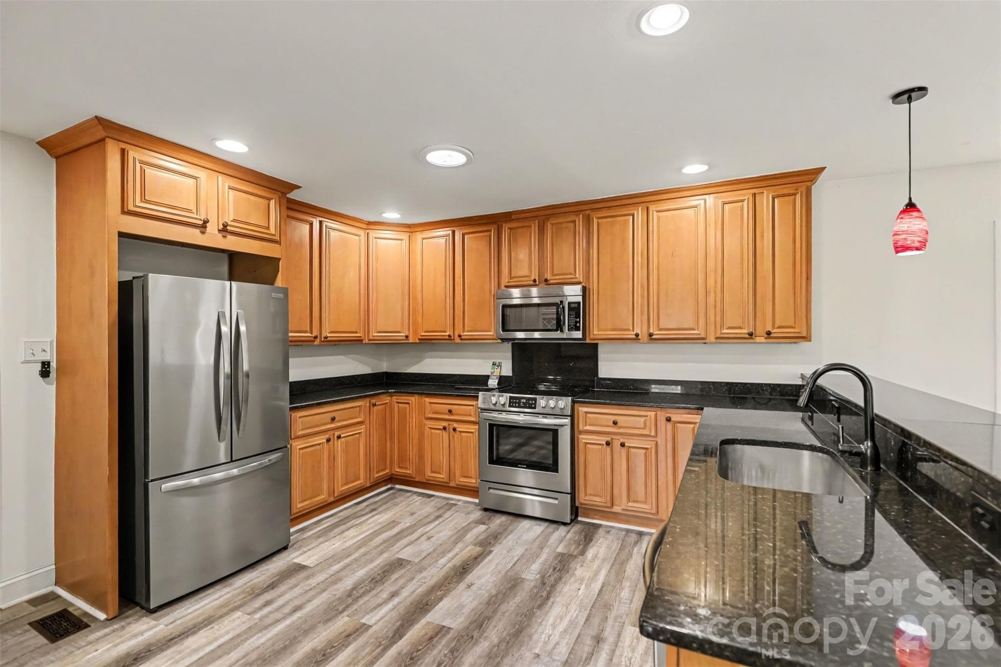 Single Family Residence at 1819 Lumpkin Circle, Rock Hill, photo 18 of 48