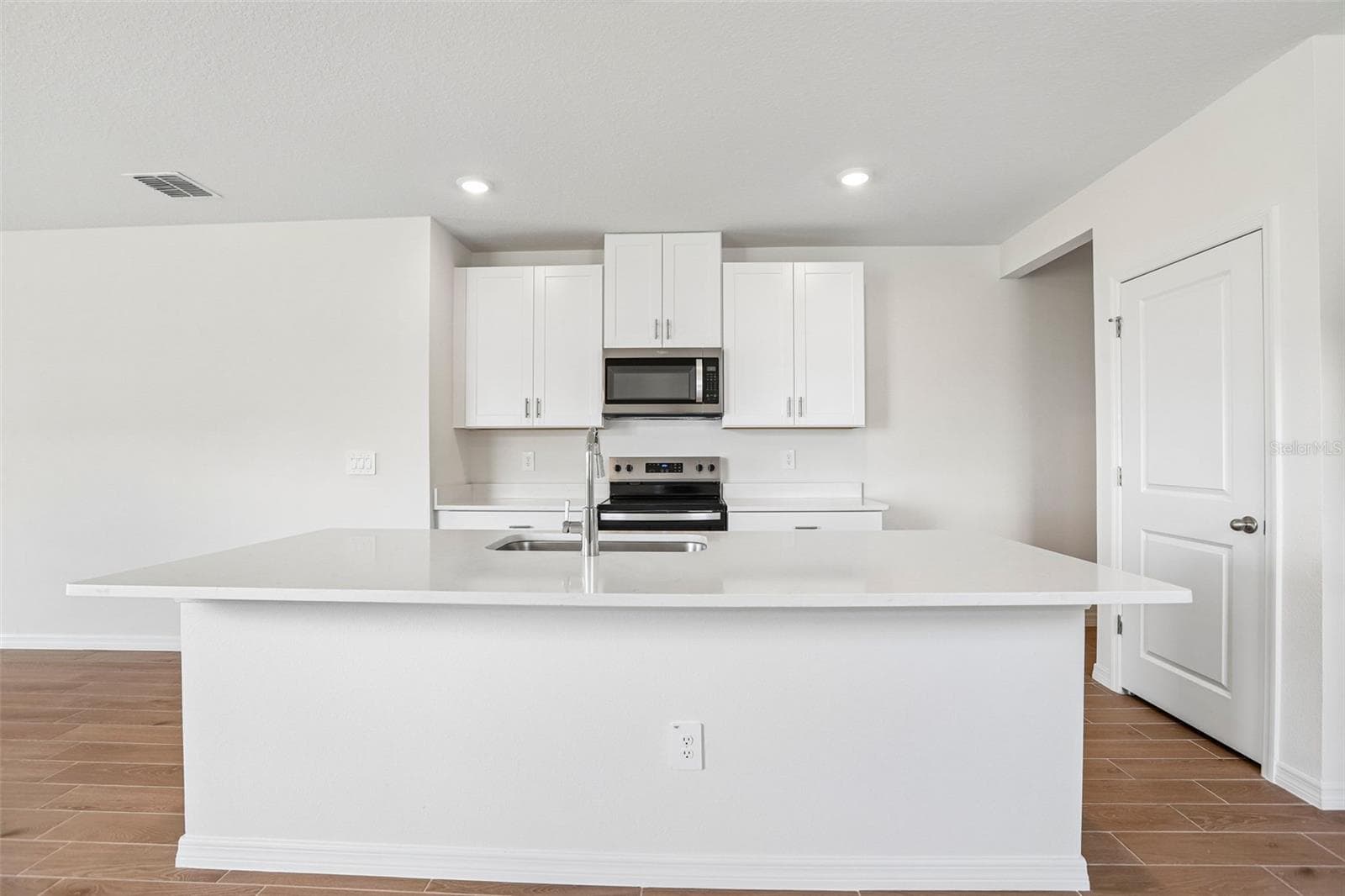 Single Family Residence at 3454 MOSCATO DR, BROOKSVILLE, photo 14 of 40