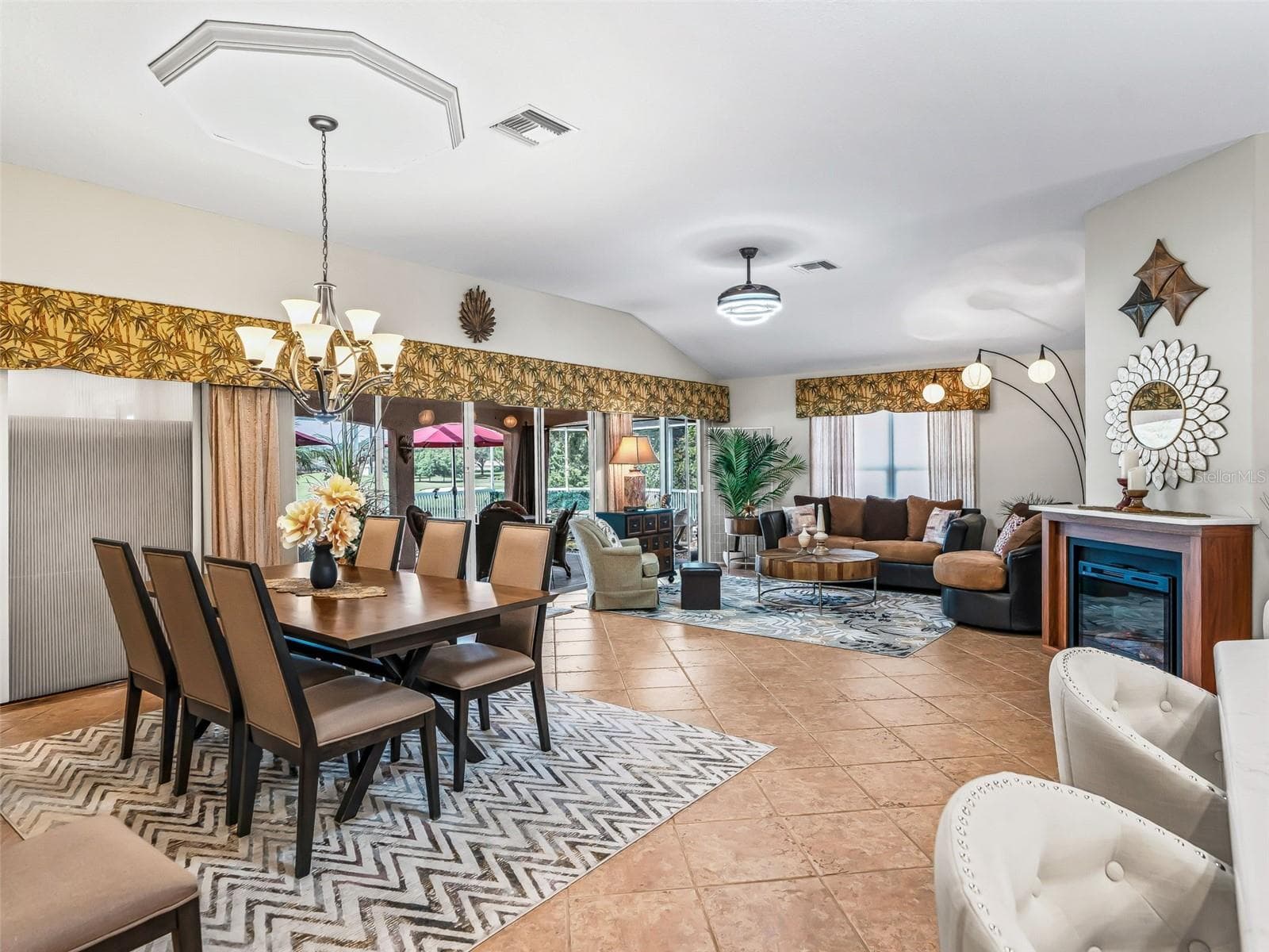 New Great Rm. Ceiling fan - 17116 SE 79TH MCLAWREN TER, THE VILLAGES