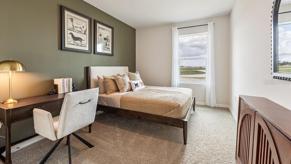 Single Family Residence at 18611 LOOKOUT RIDGE PL, LAKEWOOD RANCH, photo 15 of 46