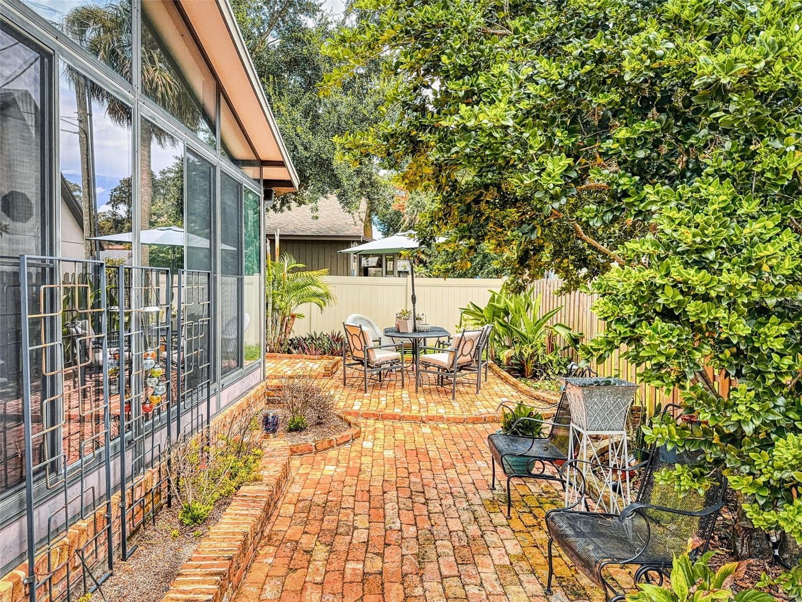 back patio - 102 COUNTRY PL, SANFORD