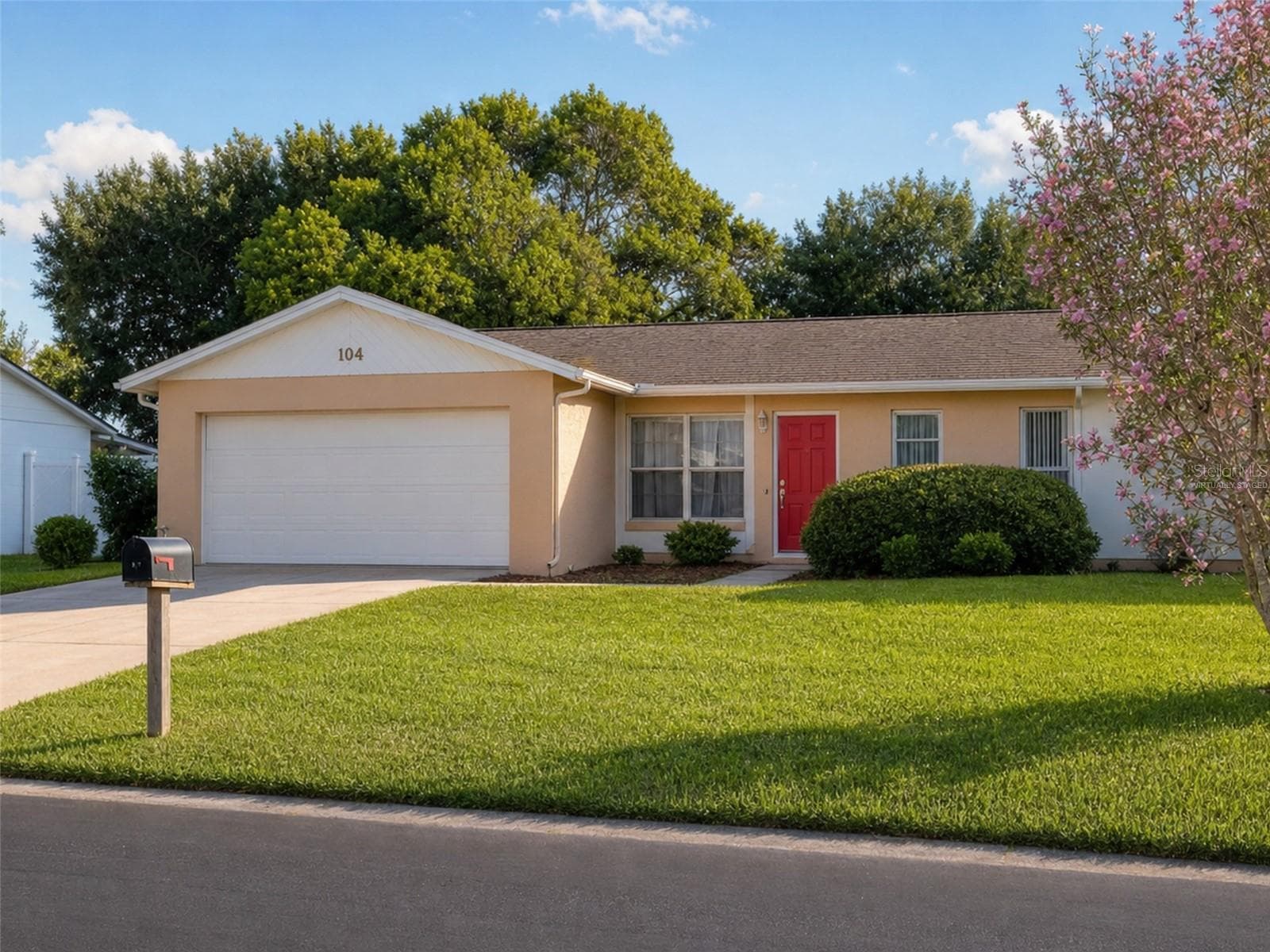 Virtually Staged - 104 MORELIA LN, KISSIMMEE