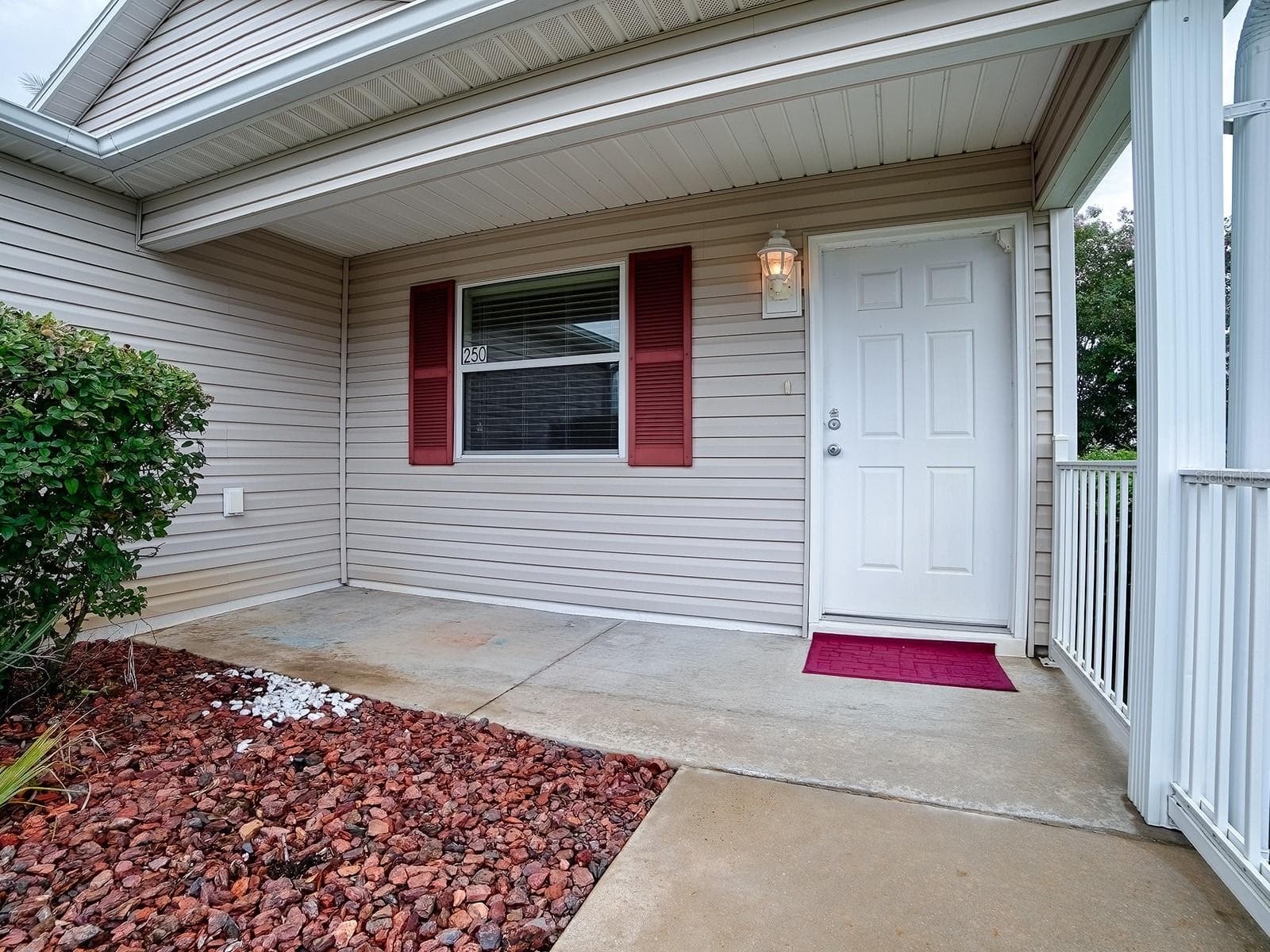 Front Entrance - 250 ARBELLA LOOP, THE VILLAGES