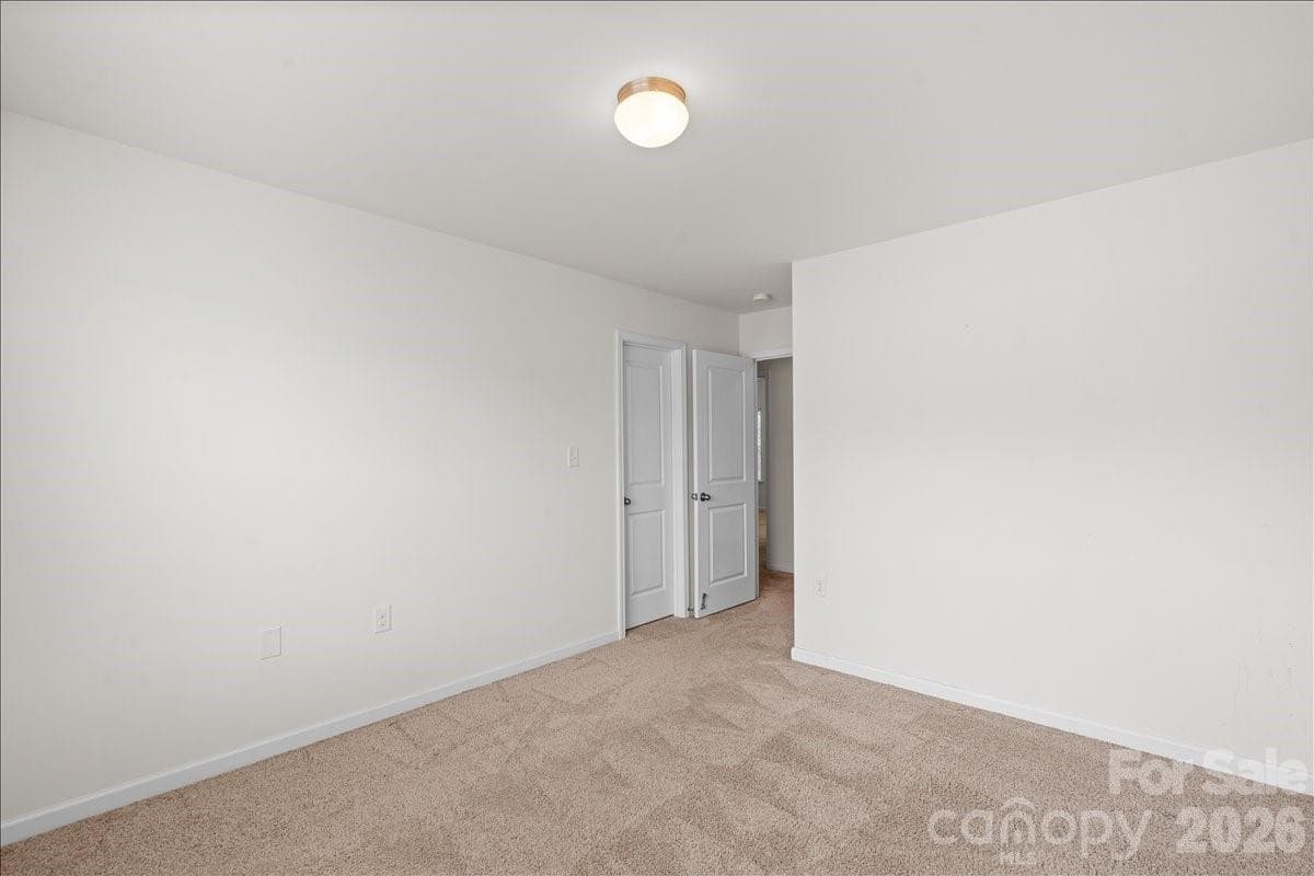 Guest bedroom - 6066 Benedict Place, Indian Land