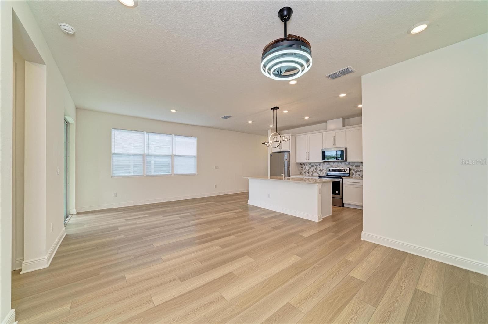 Single Family Residence at 10455 WET MARSH CV, PARRISH, photo 11 of 42
