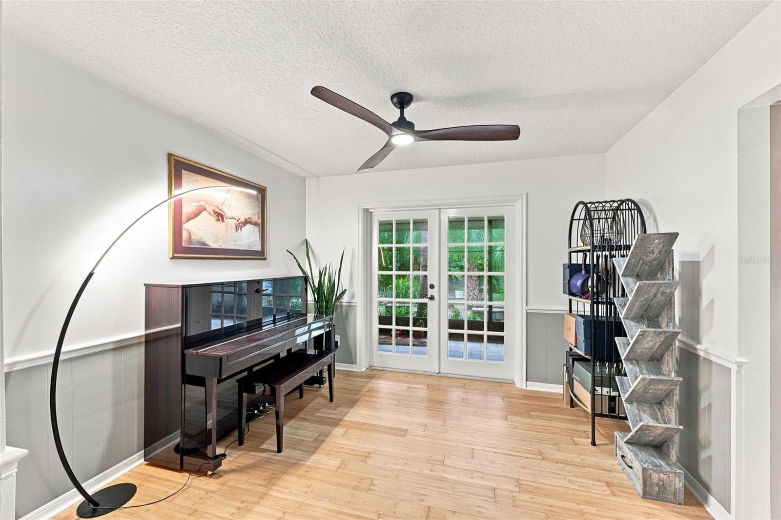 Single Family Residence at 2107 W FORE DR, TAMPA, photo 23 of 52