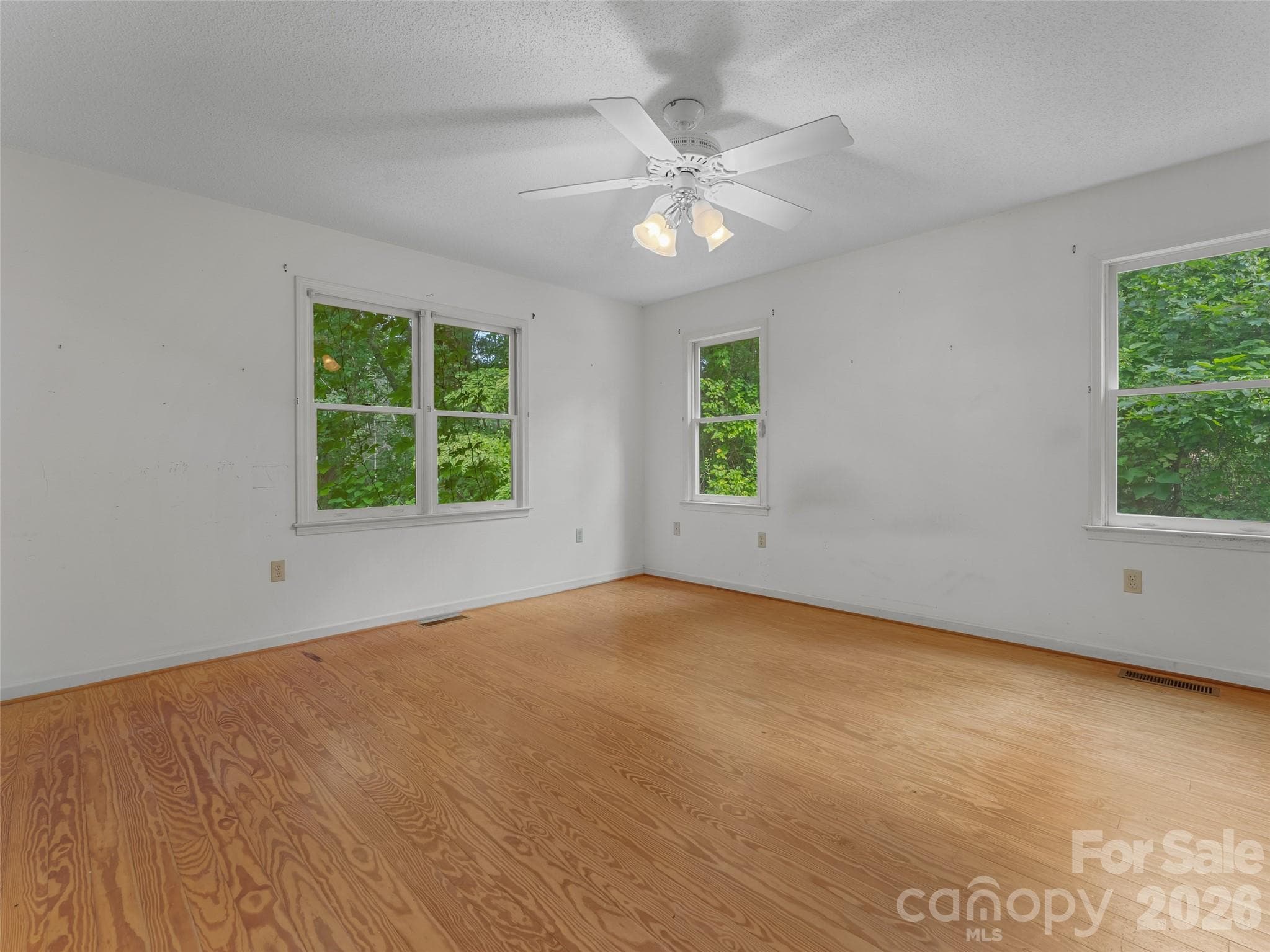 Main bedroom - 95 Substation Road, Saluda