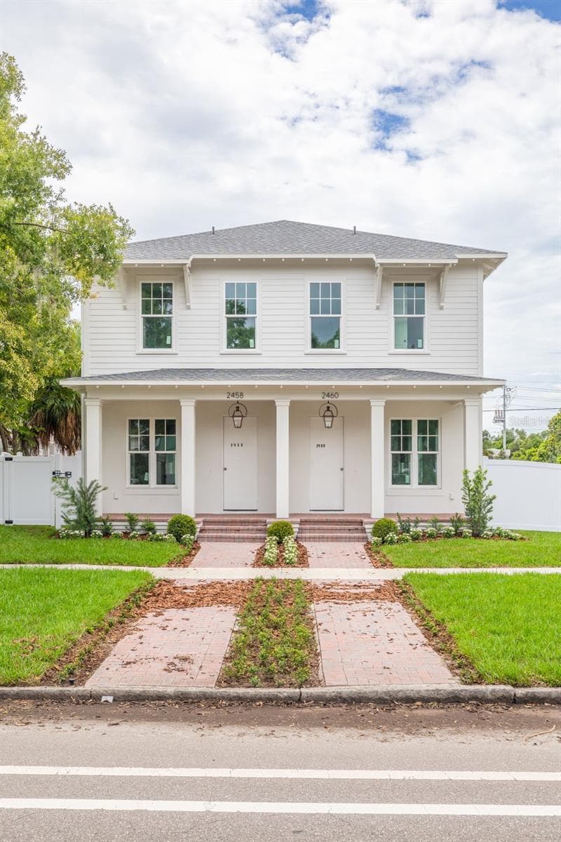 Single Family Residence at 2460 1ST AVE S, ST PETERSBURG, photo 10 of 11