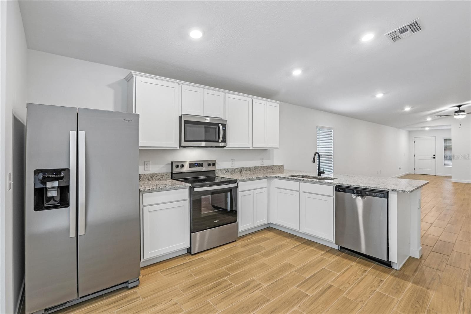 Single Family Residence at 6260 PINEHURST DR, SPRING HILL, photo 5 of 9