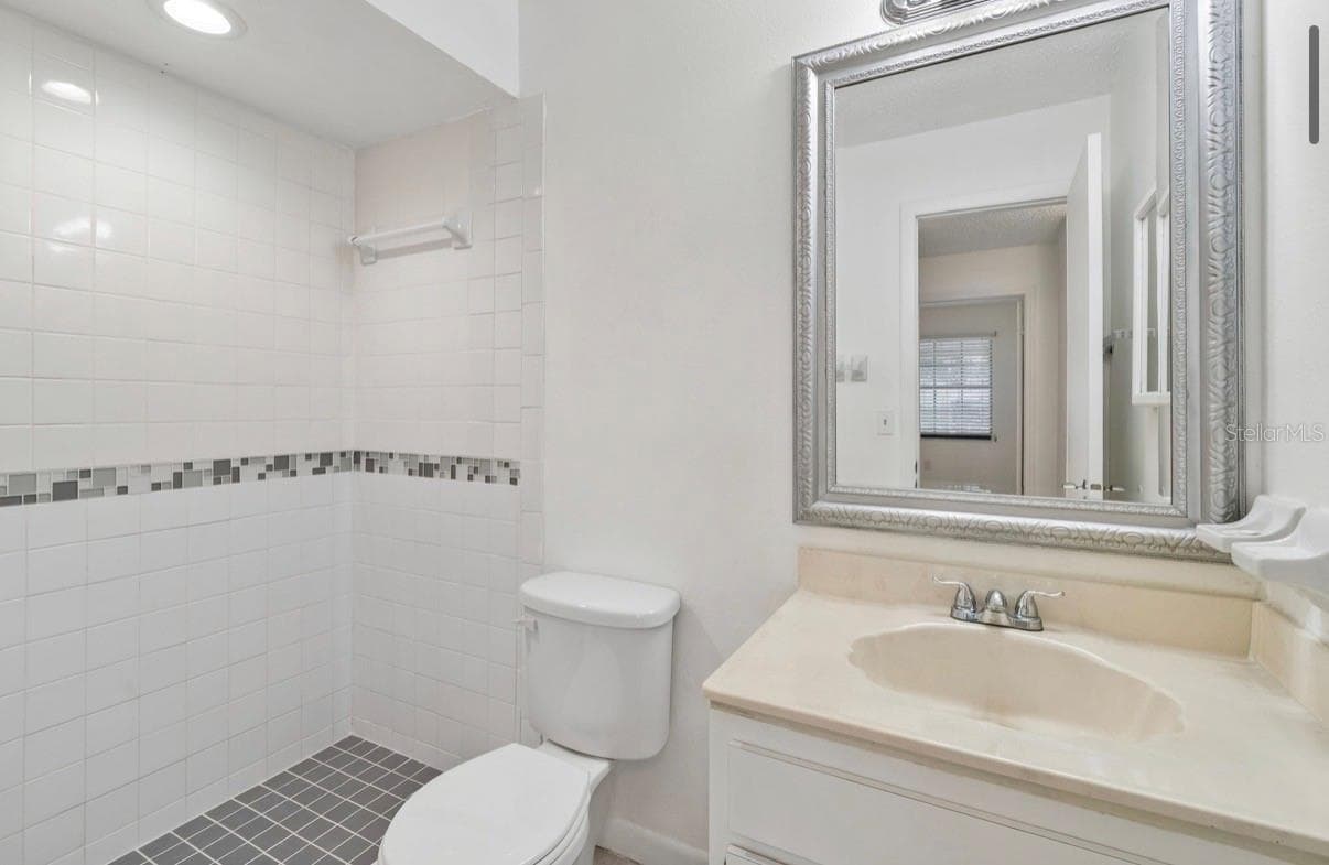 Single Family Residence at 7516 N CORTEZ ST, TAMPA, photo 24 of 65