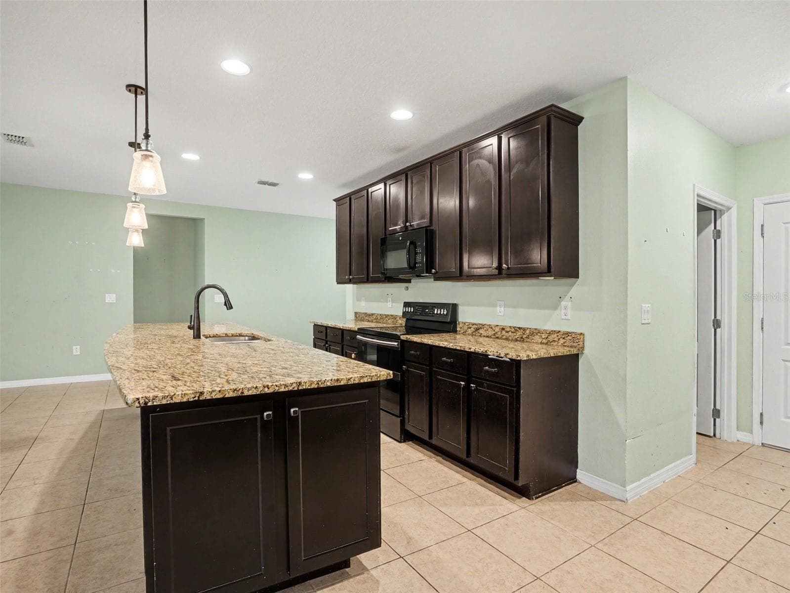 Single Family Residence at 243 MILESTONE DR, HAINES CITY, photo 12 of 27