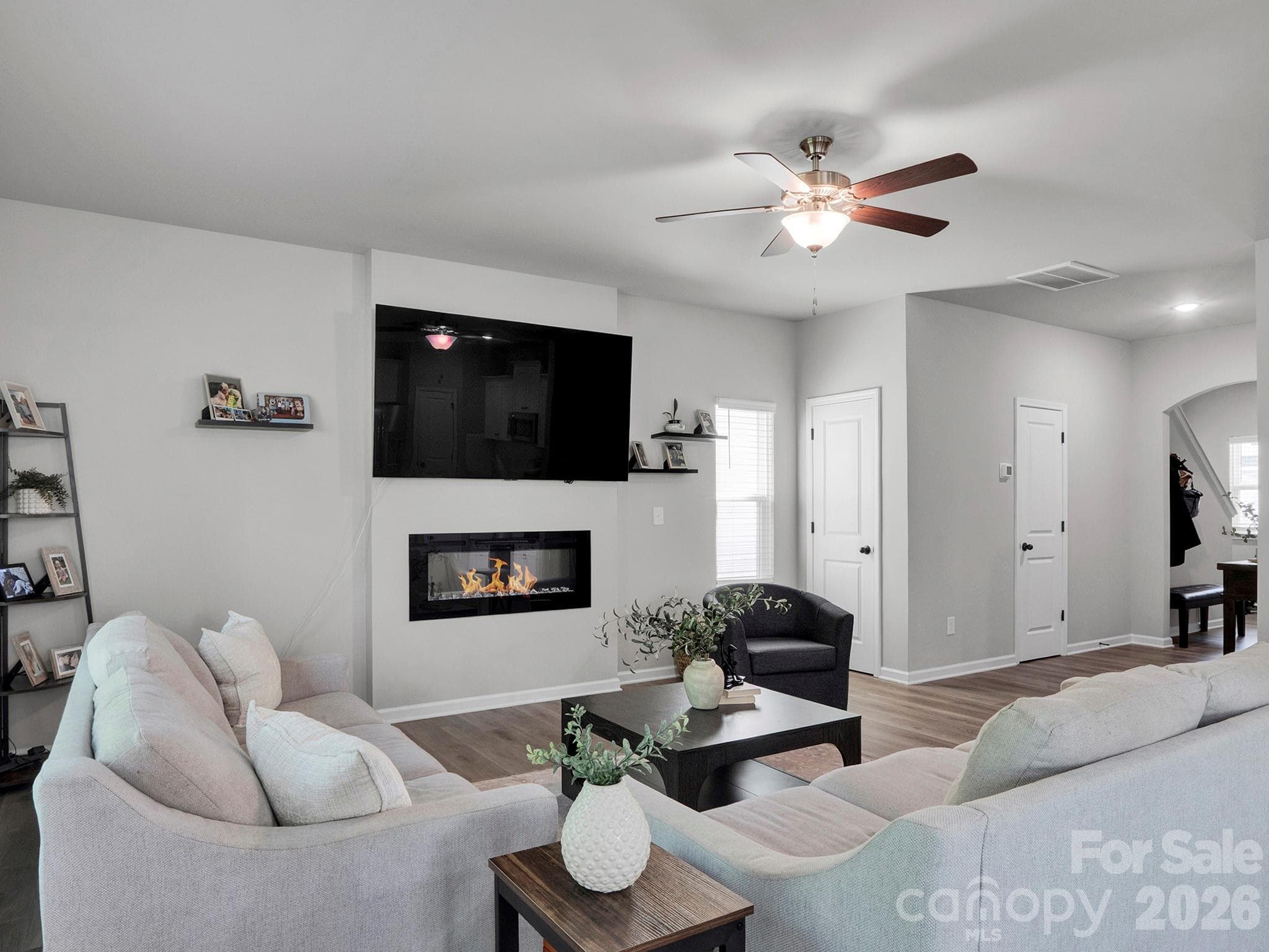 Large living space in open floorpan living and dining space. - 7203 Stoney Wood Lane, Charlotte