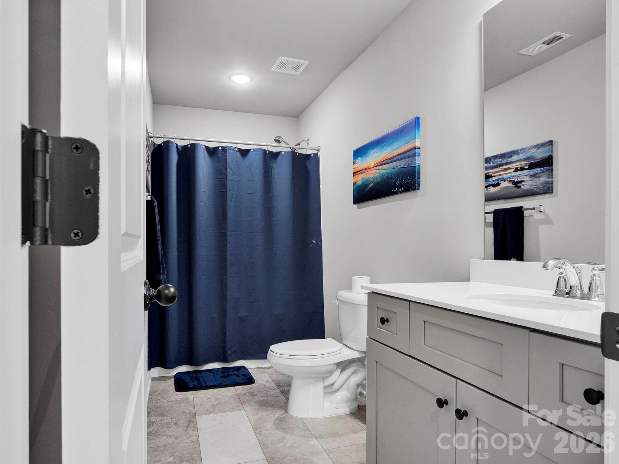 Guest bathroom - 7203 Stoney Wood Lane, Charlotte