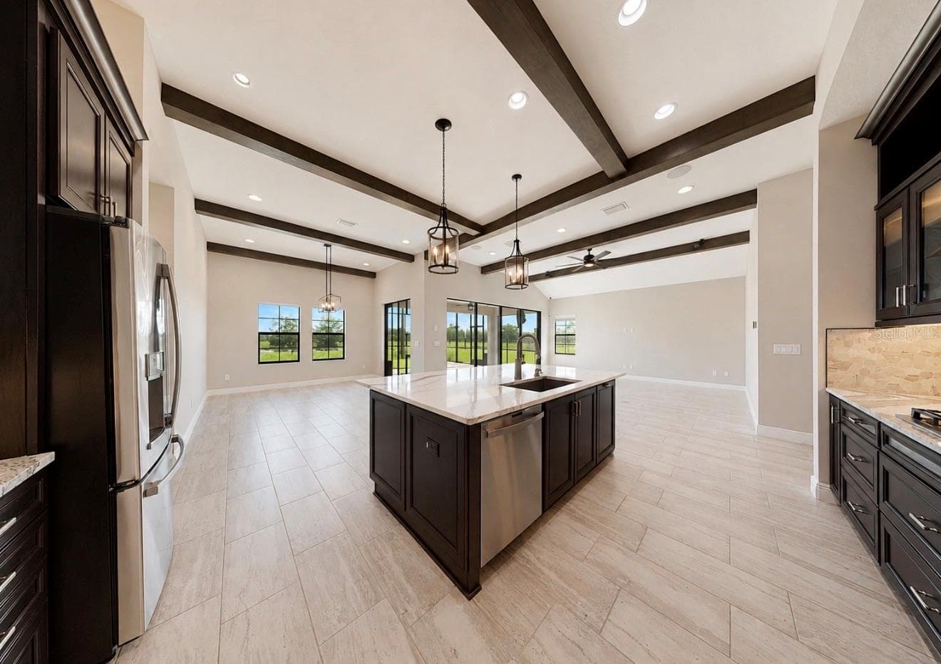 Single Family Residence at 14610 RED CASTLE AVE, LITHIA, photo 19 of 69
