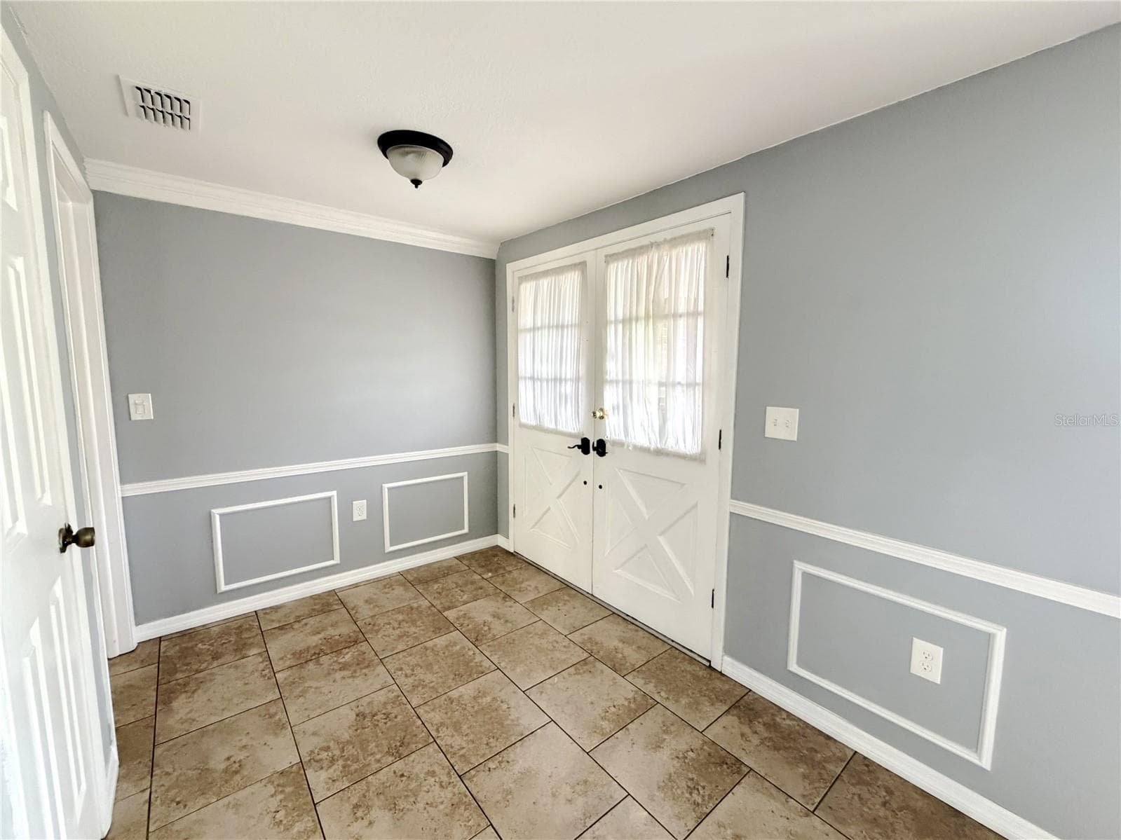 Single Family Residence at 12407 WEATHERSTONE ROW, HUDSON, photo 18 of 40