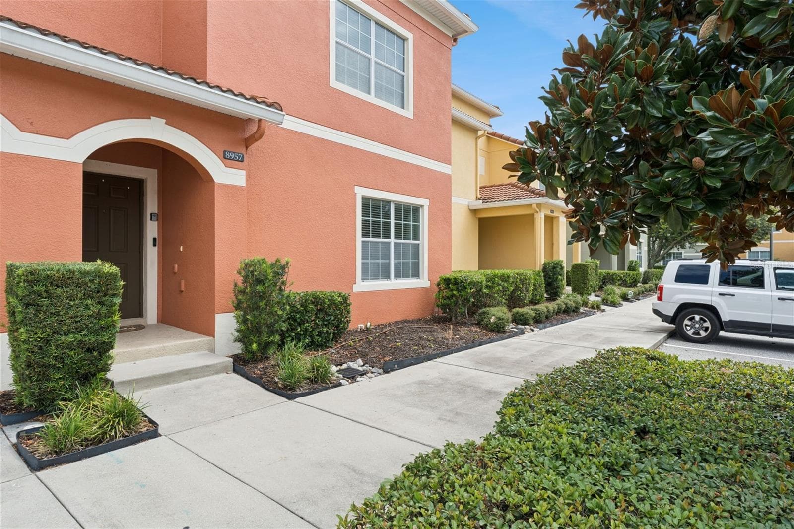 Townhouse at 8957 CAT PALM RD, KISSIMMEE, photo 2 of 72