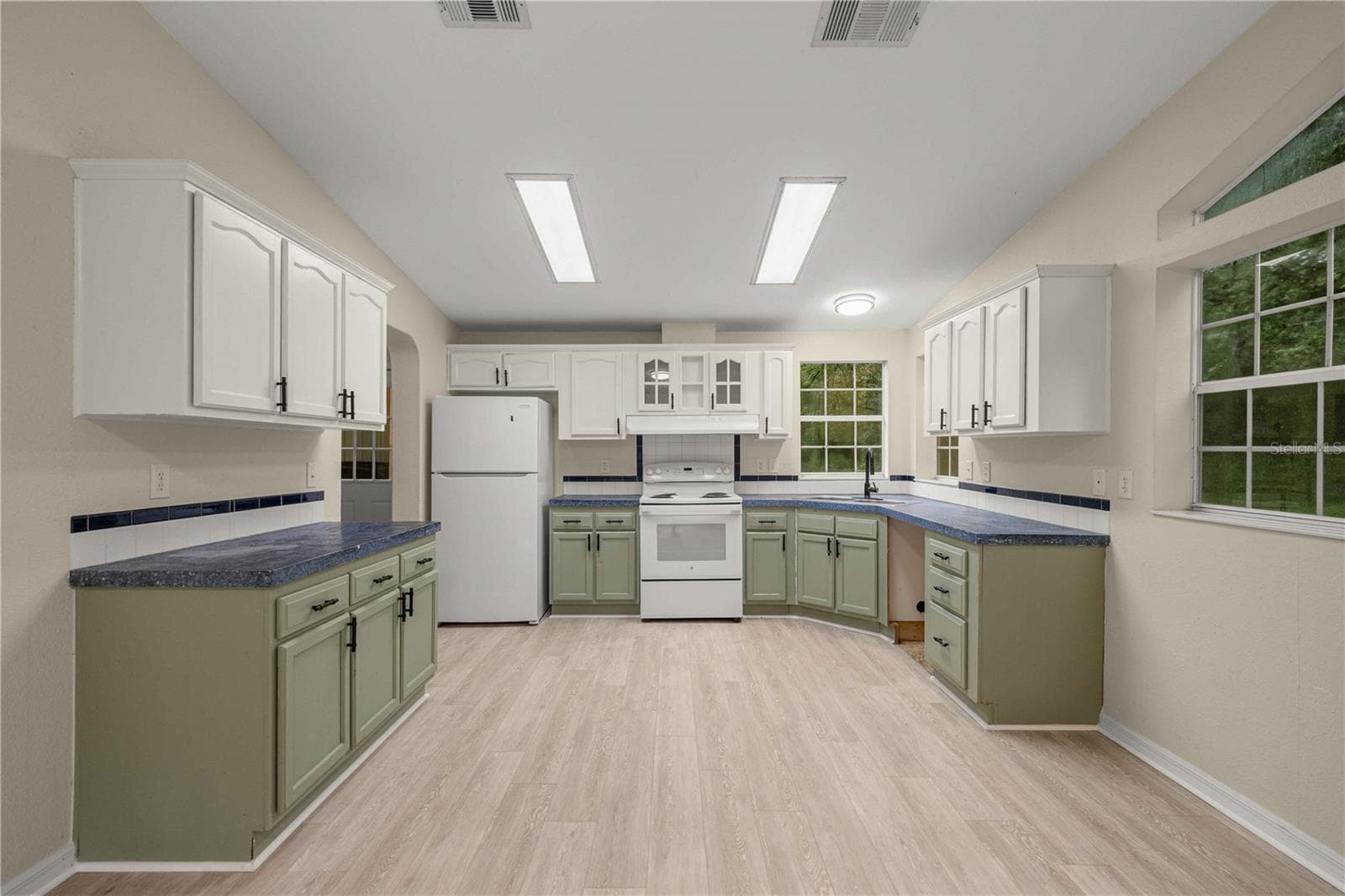 Single Family Residence at 13250 NW 160TH AVE, MORRISTON, photo 14 of 71