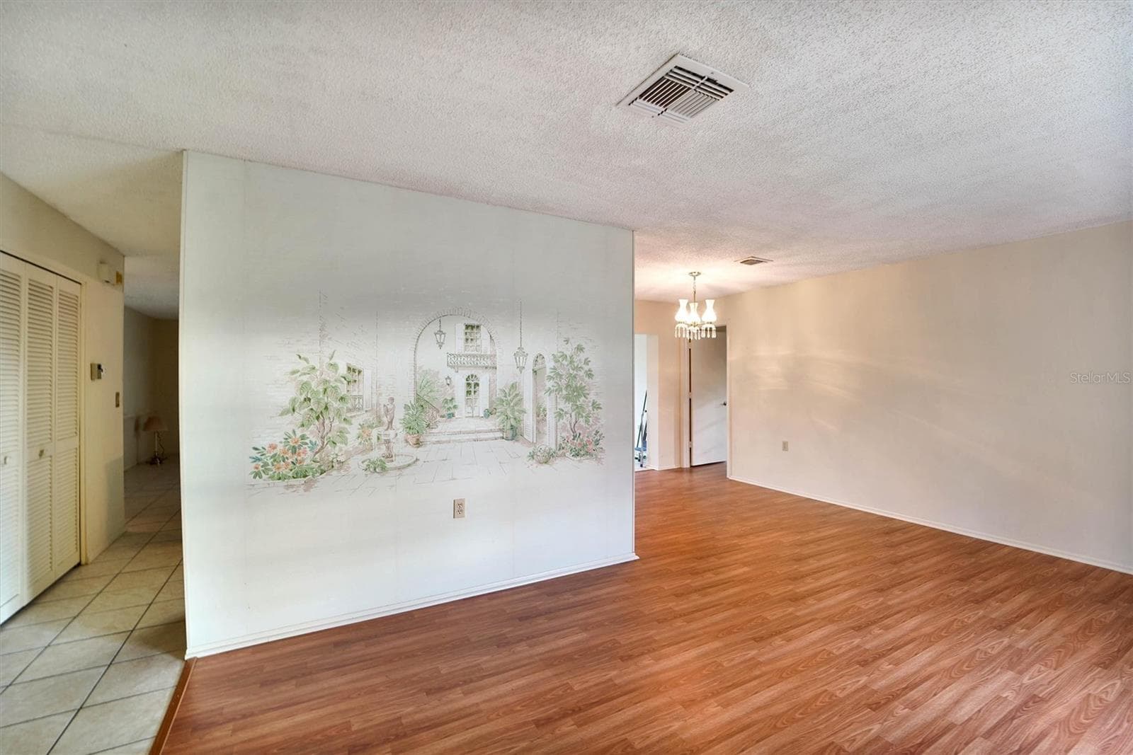 Single Family Residence at 10550 CALICO LOOP, PORT RICHEY, photo 4 of 28