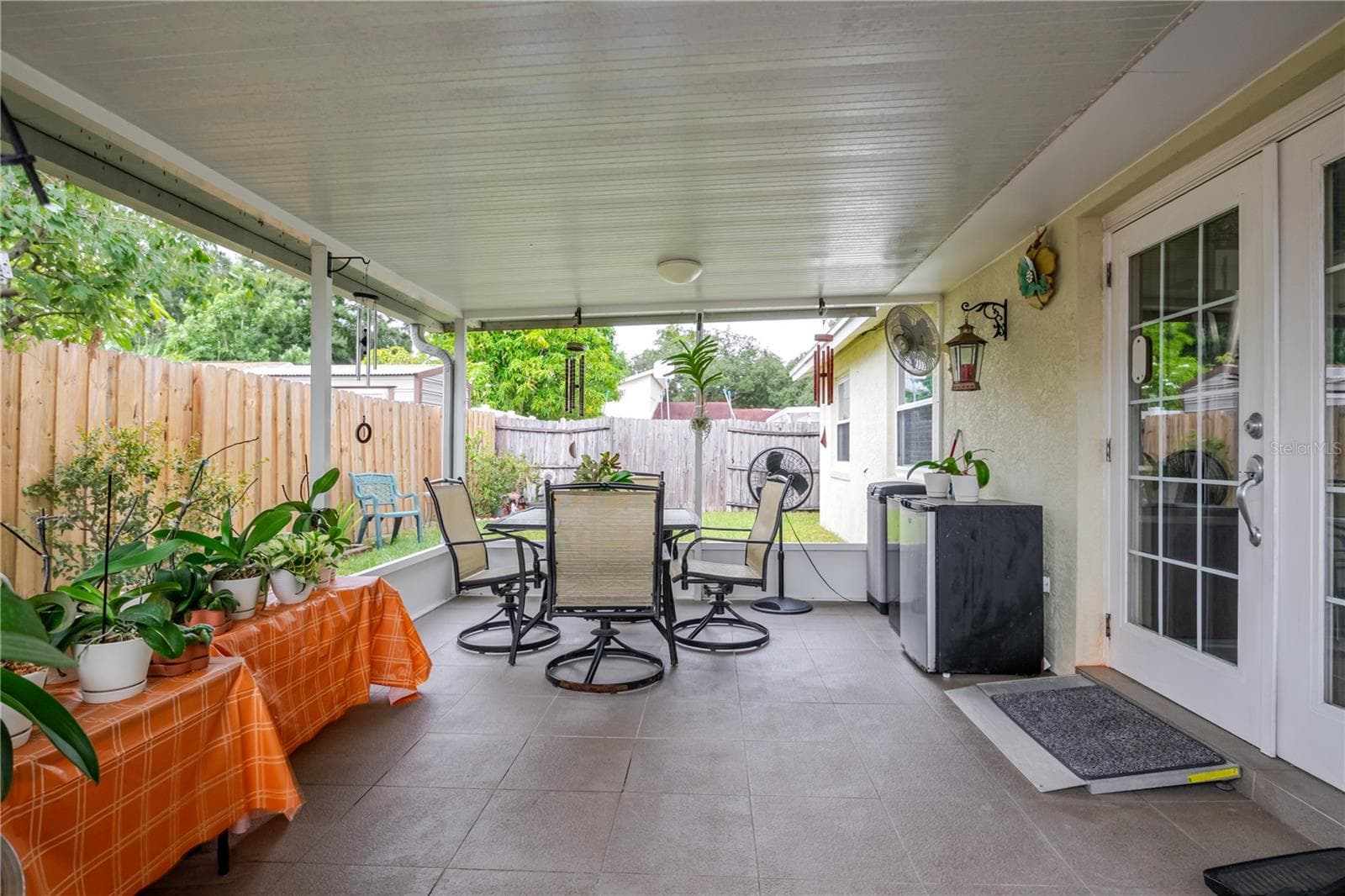 Single Family Residence at 10118 HUNTERS POINT CT, TAMPA, photo 21 of 38