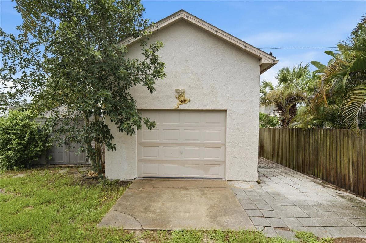 Single Family Residence at 1221 E LIME ST, TARPON SPRINGS, photo 42 of 50