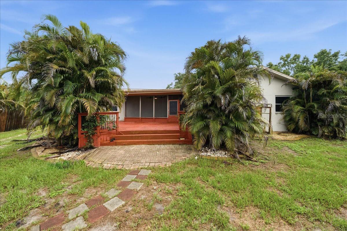 Single Family Residence at 1221 E LIME ST, TARPON SPRINGS, photo 45 of 50