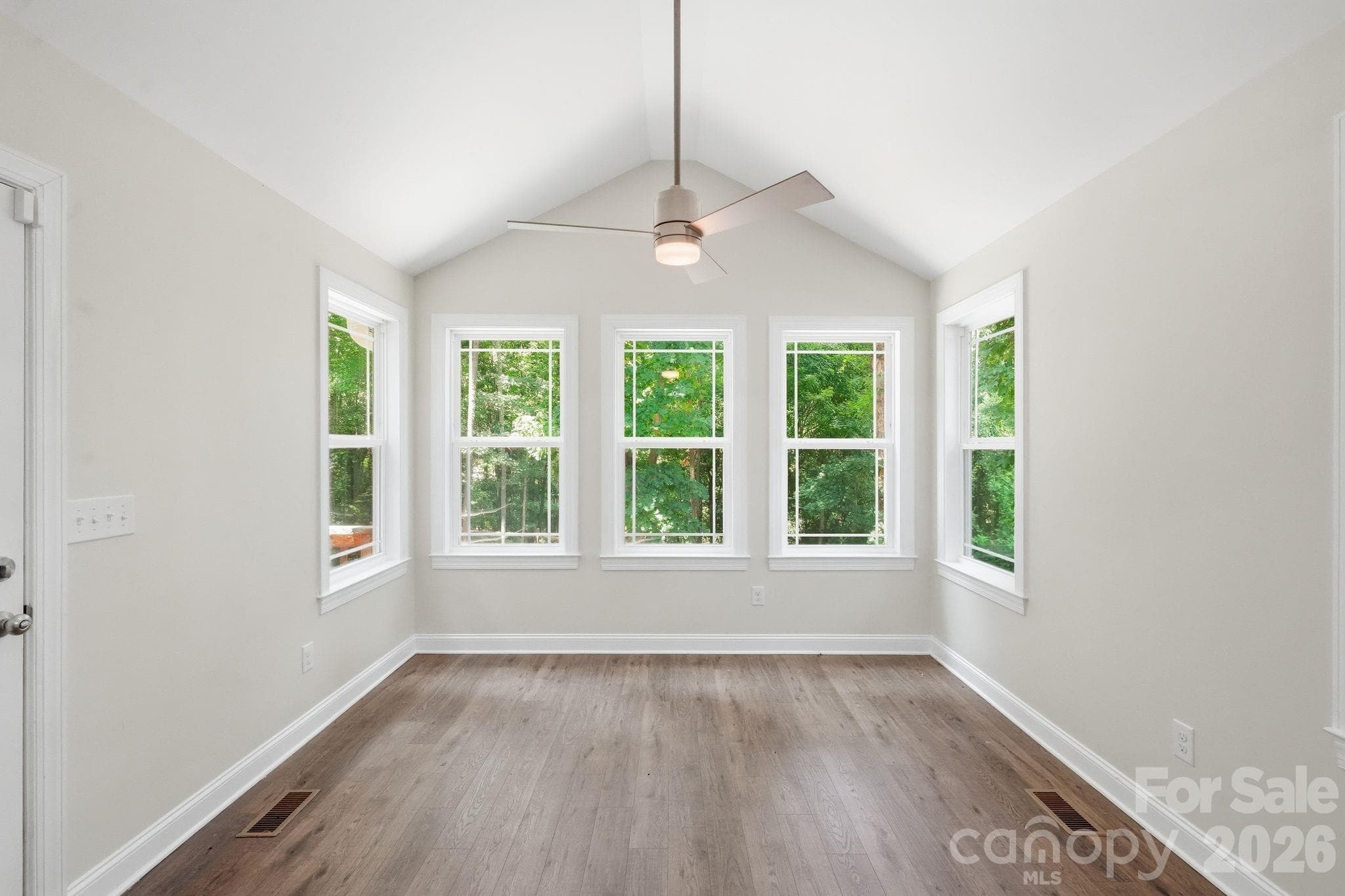 Sunroom - 3675 W Bay Drive, Sherrills Ford