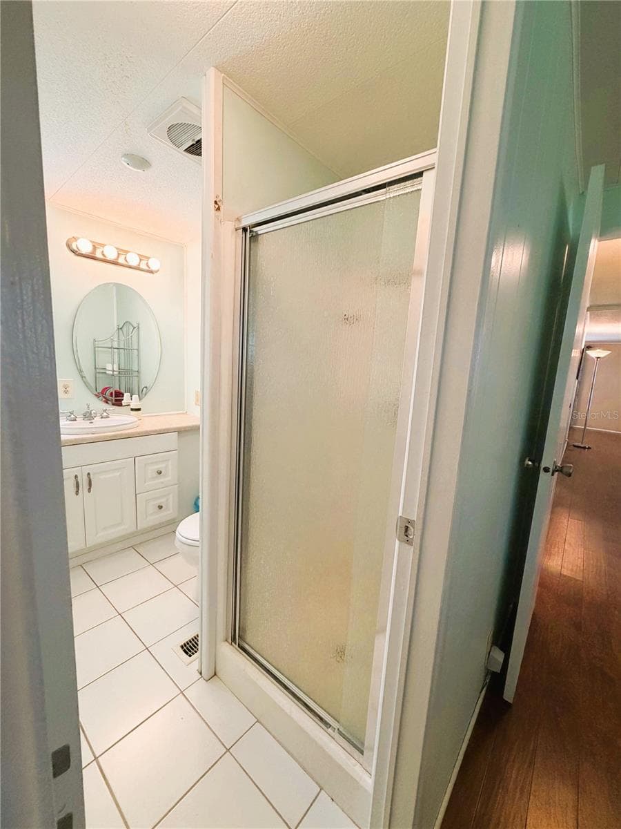 Mobile Home at 139 ASPEN CIR, LEESBURG, photo 32 of 43