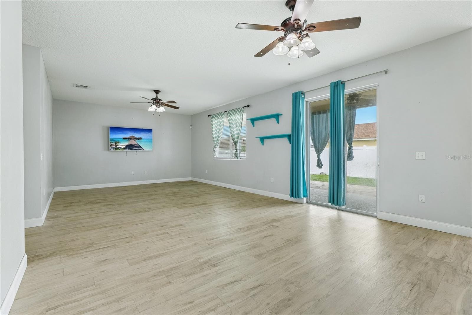 Single Family Residence at 4362 SUN CENTER RD, MULBERRY, photo 11 of 44