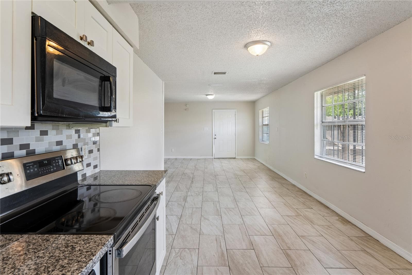 Single Family Residence at 9608 N 10TH ST, TAMPA, photo 6 of 23