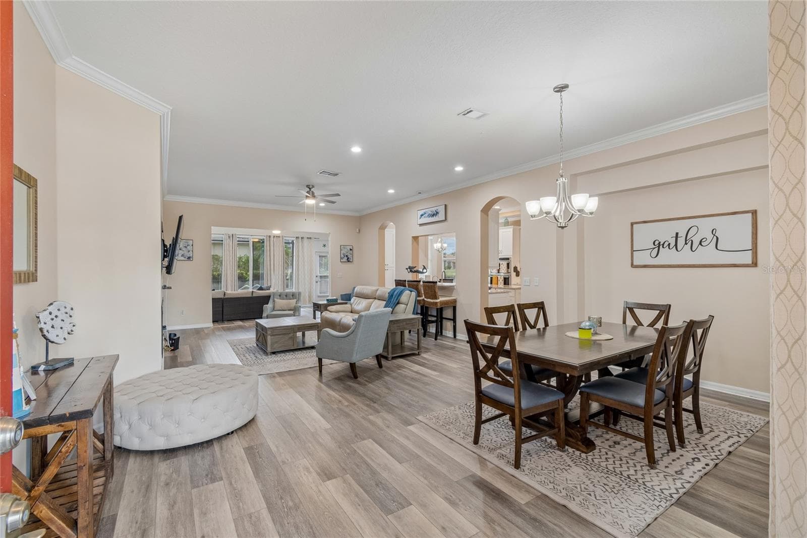 Single Family Residence at 1119 VILLEROY DR, SUN CITY CENTER, photo 6 of 63