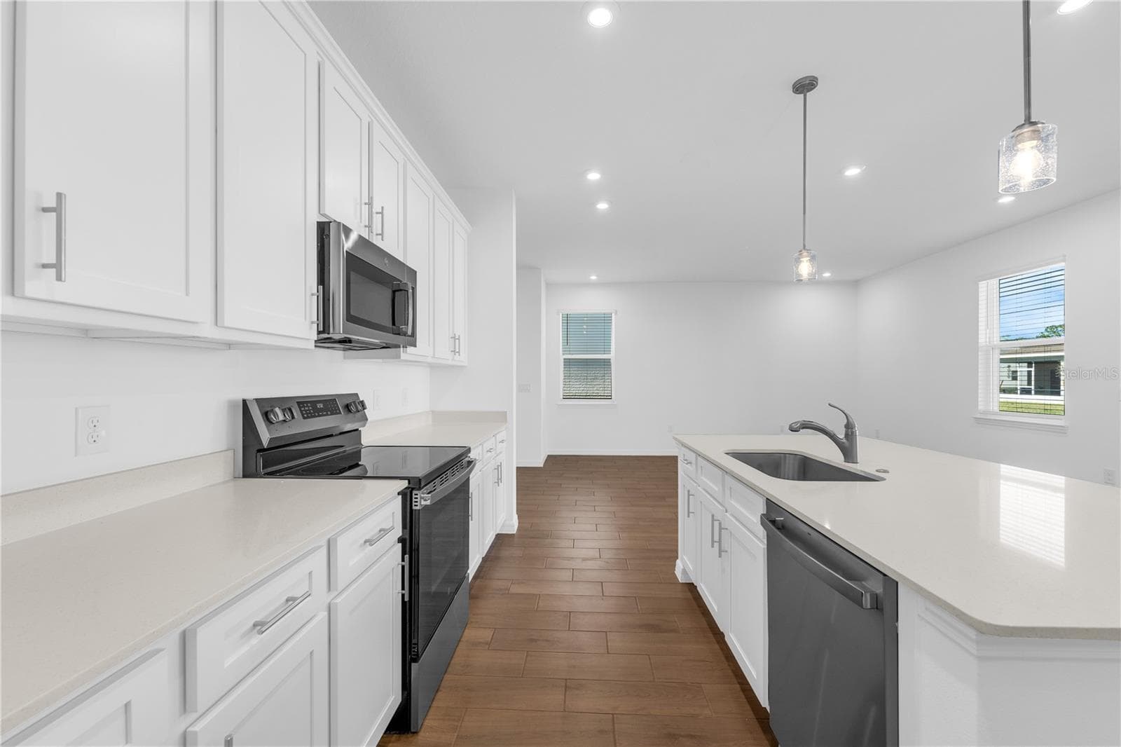 Single Family Residence at 757 CASTLEFORD AVE NE, PALM BAY, photo 16 of 33