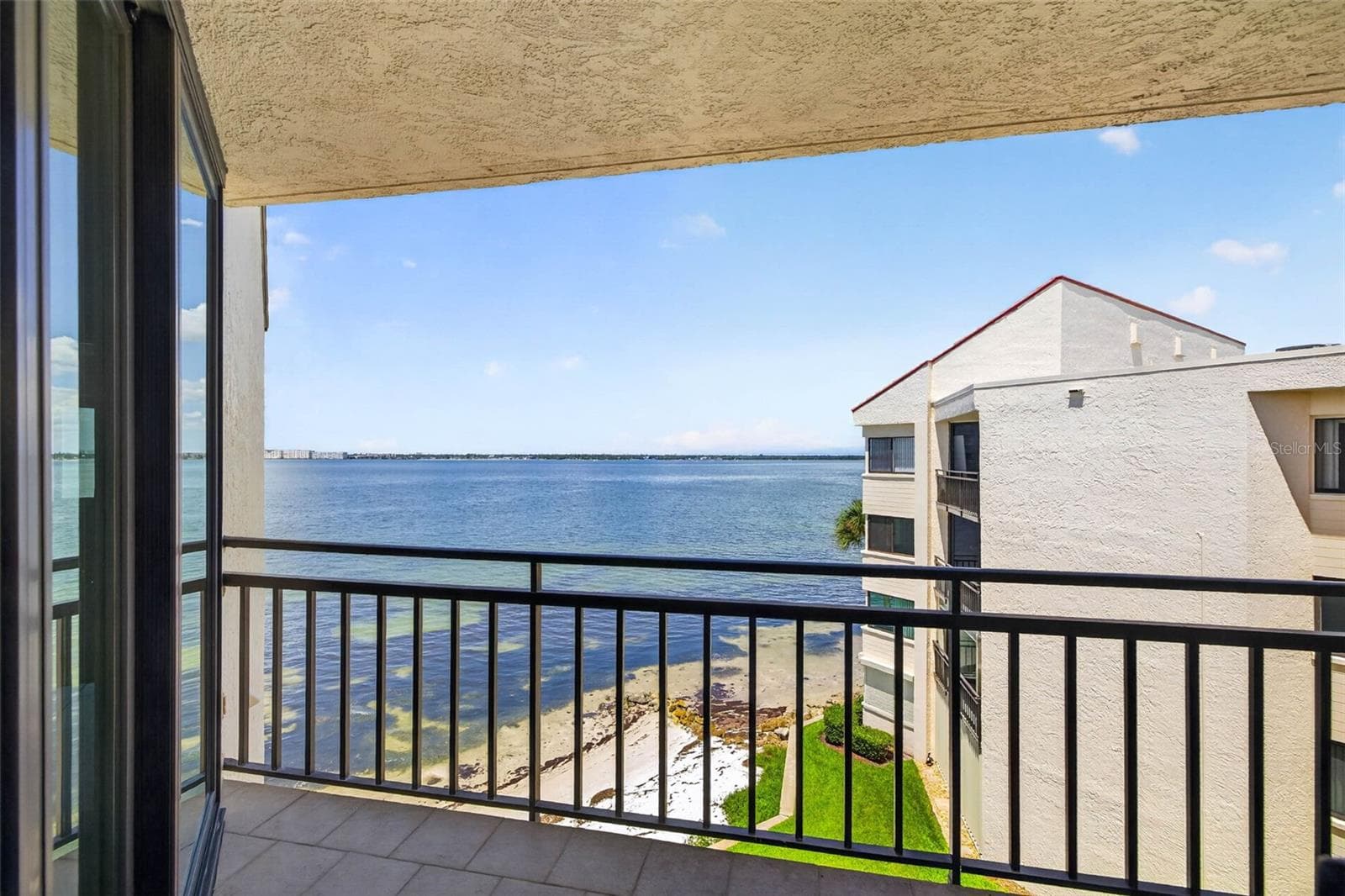 5541 PUERTA DEL SOL BLVD S #412