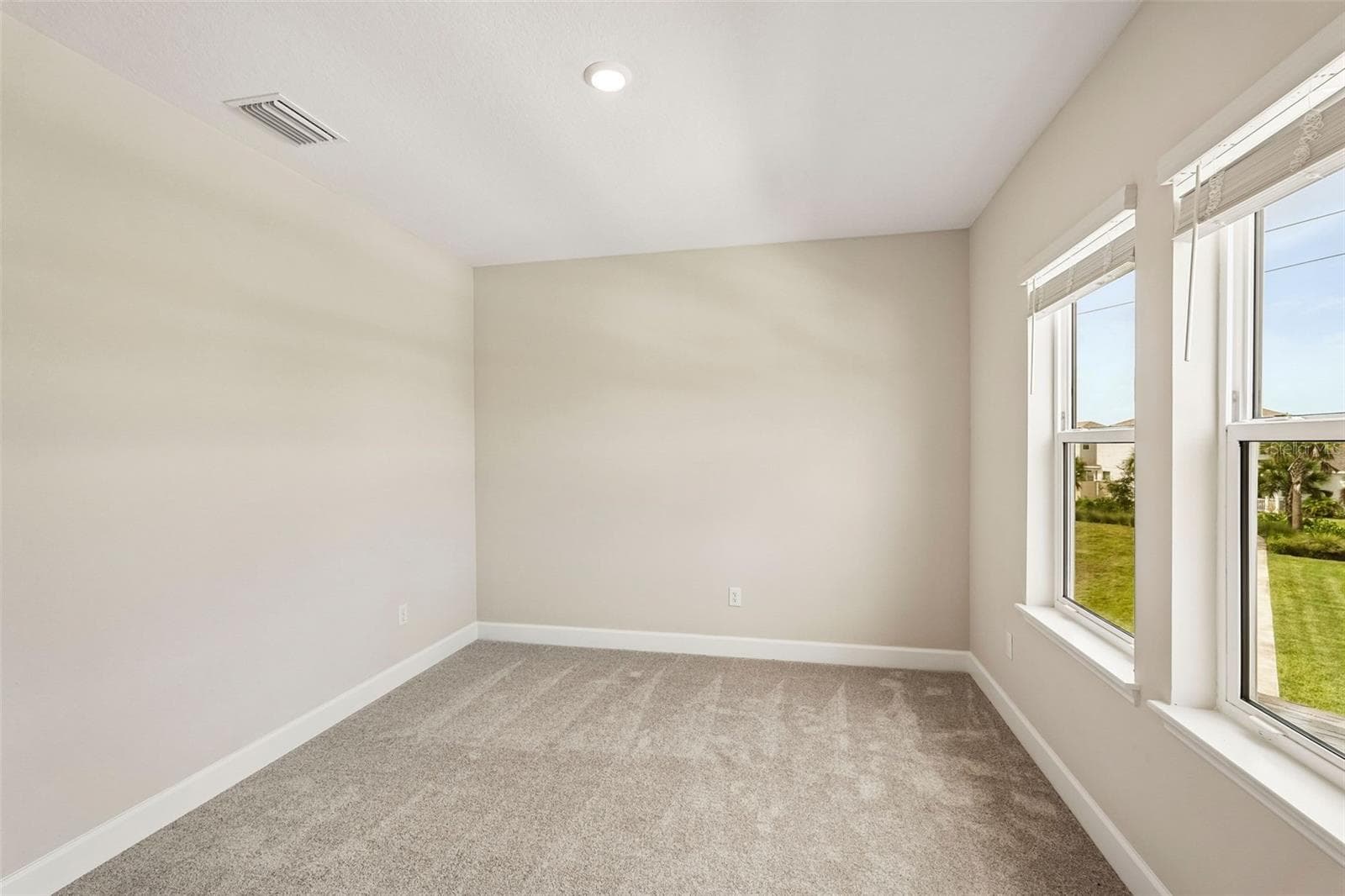 7028 Foxboro Way ~ Ready Now - 7028 FOXBORO WAY, NOKOMIS