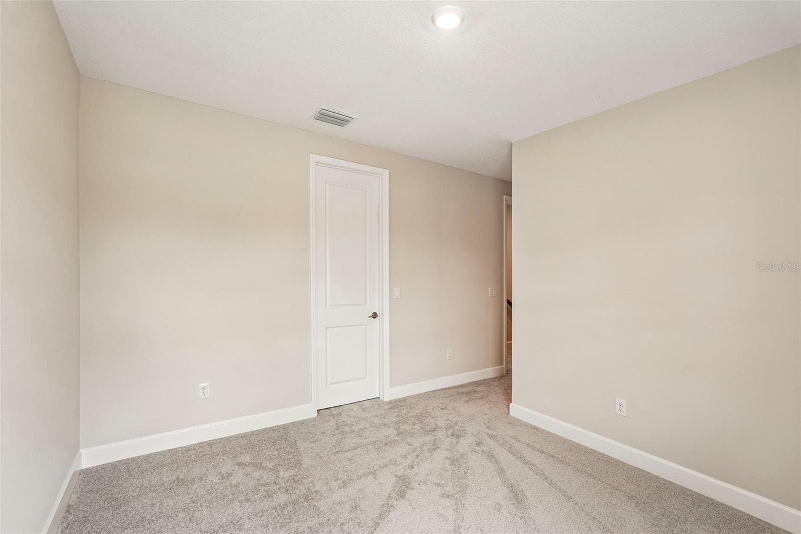 7028 Foxboro Way ~ Ready Now - 7028 FOXBORO WAY, NOKOMIS