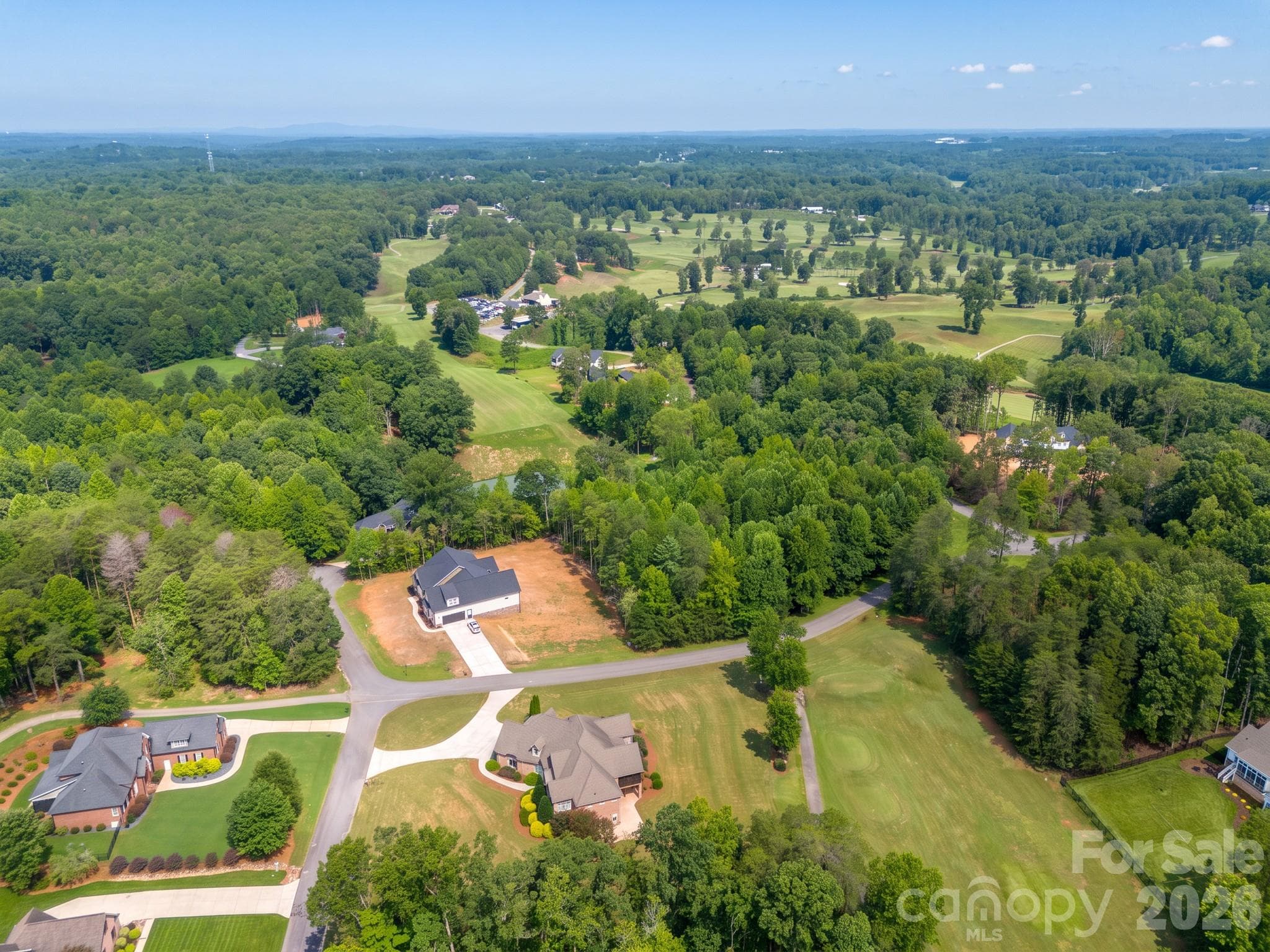 Custom home overlooking the #6 teebox - 121 Cheyenne Lane, Statesville