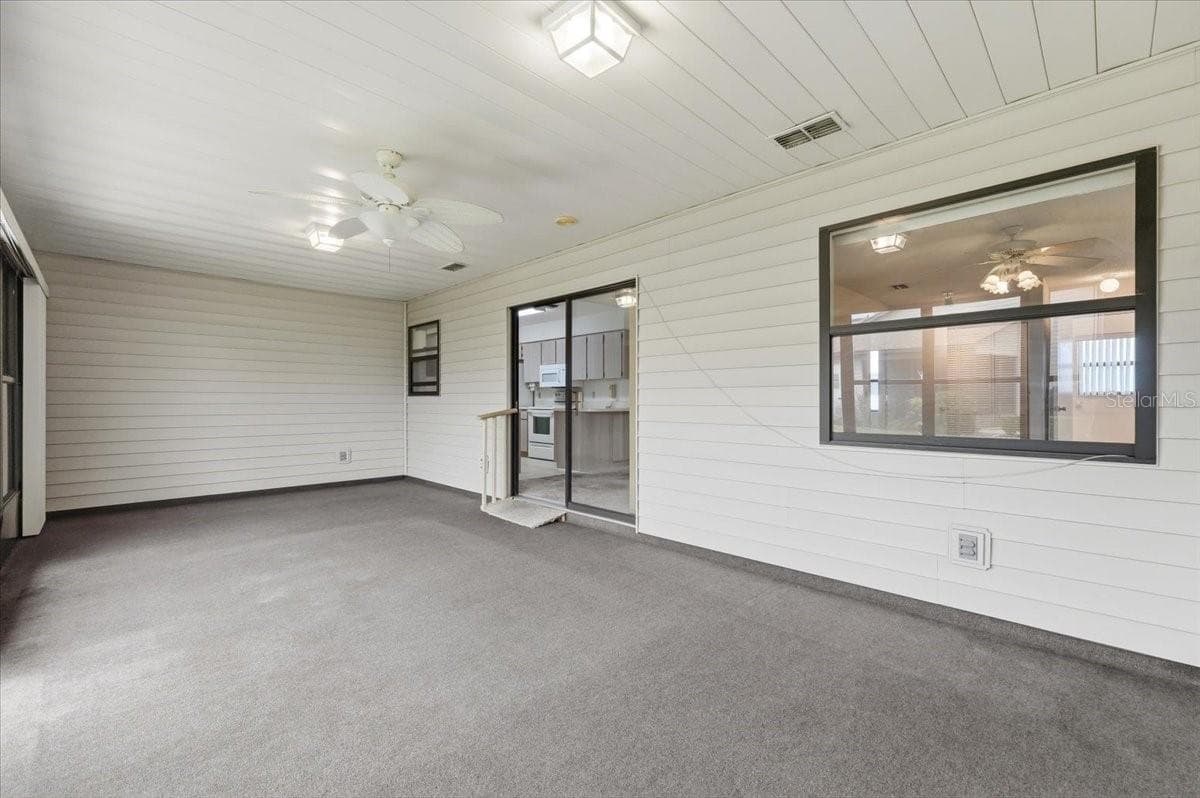 Enclosed Florida Room - 3741 INNISBROOK DR, LAKELAND