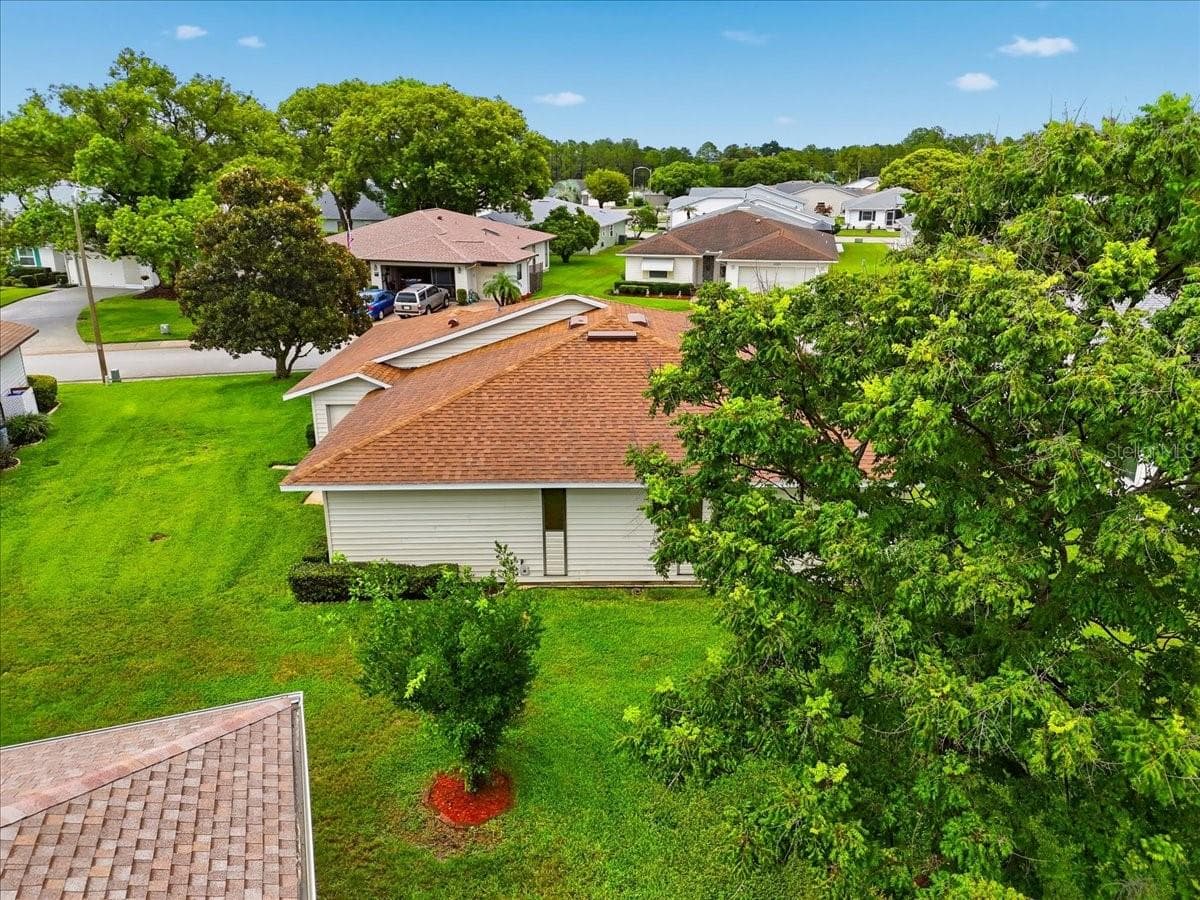 Single Family Residence at 3741 INNISBROOK DR, LAKELAND, photo 32 of 43