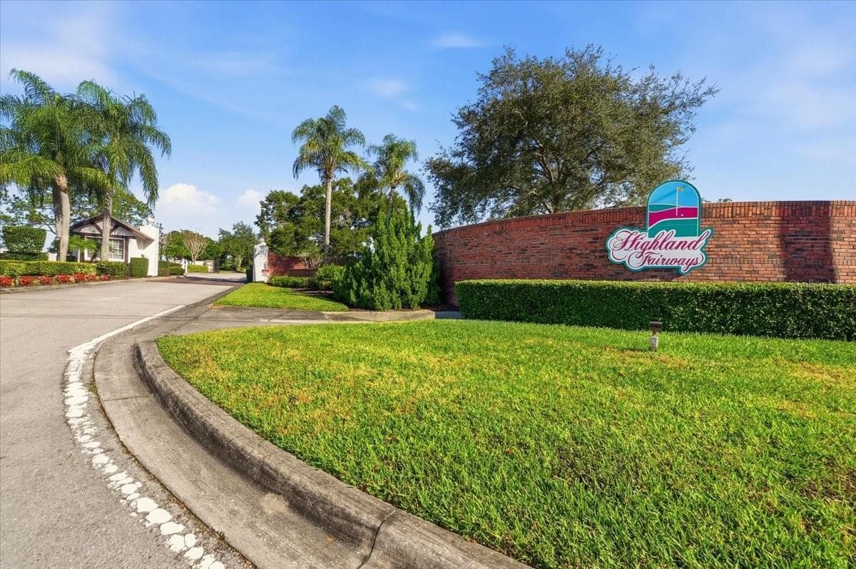 Single Family Residence at 3741 INNISBROOK DR, LAKELAND, photo 33 of 43