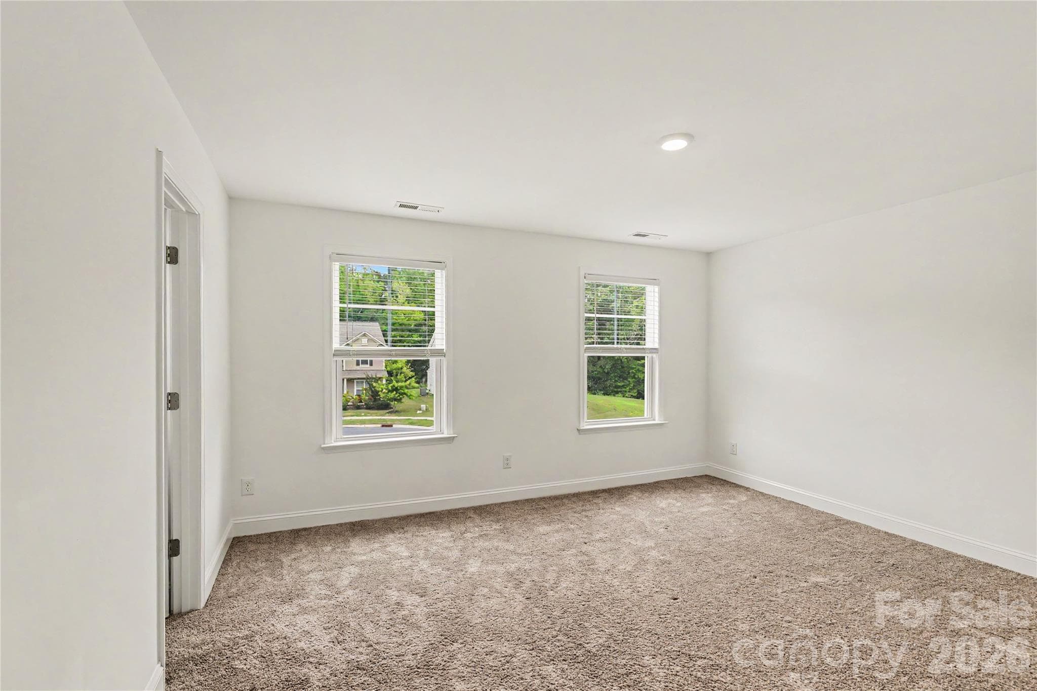 Single Family Residence at 15020 Sycamore Crossing Court, Charlotte, photo 26 of 35