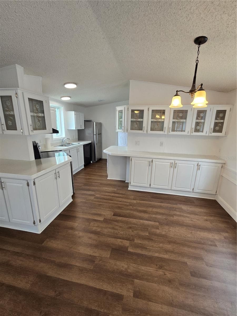 Manufactured Home at 16127 NARROW ST, BROOKSVILLE, photo 9 of 19