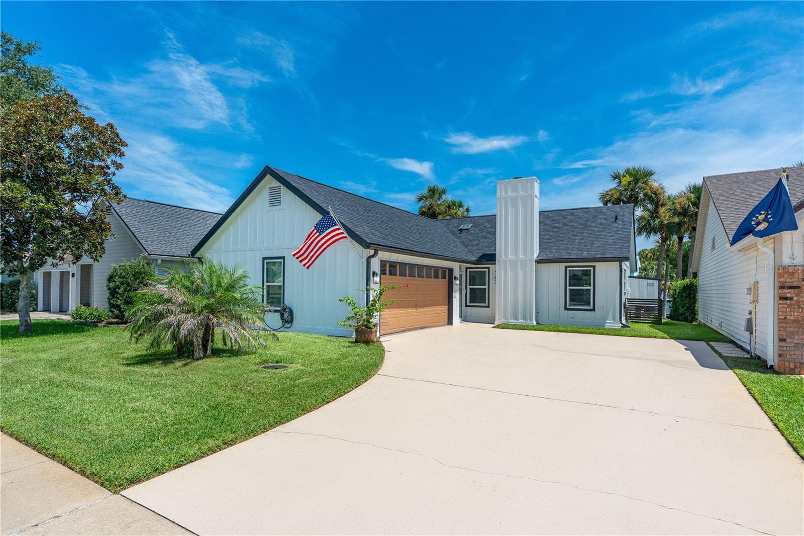 Curb Appeal - 762 PINE SHORES CIR, NEW SMYRNA BEACH